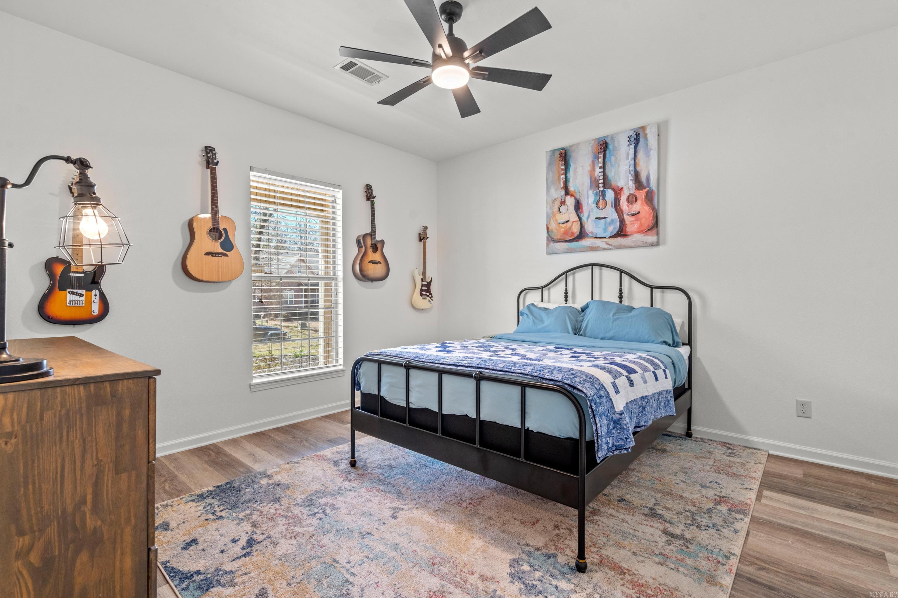 LAKEVIEW - Residential