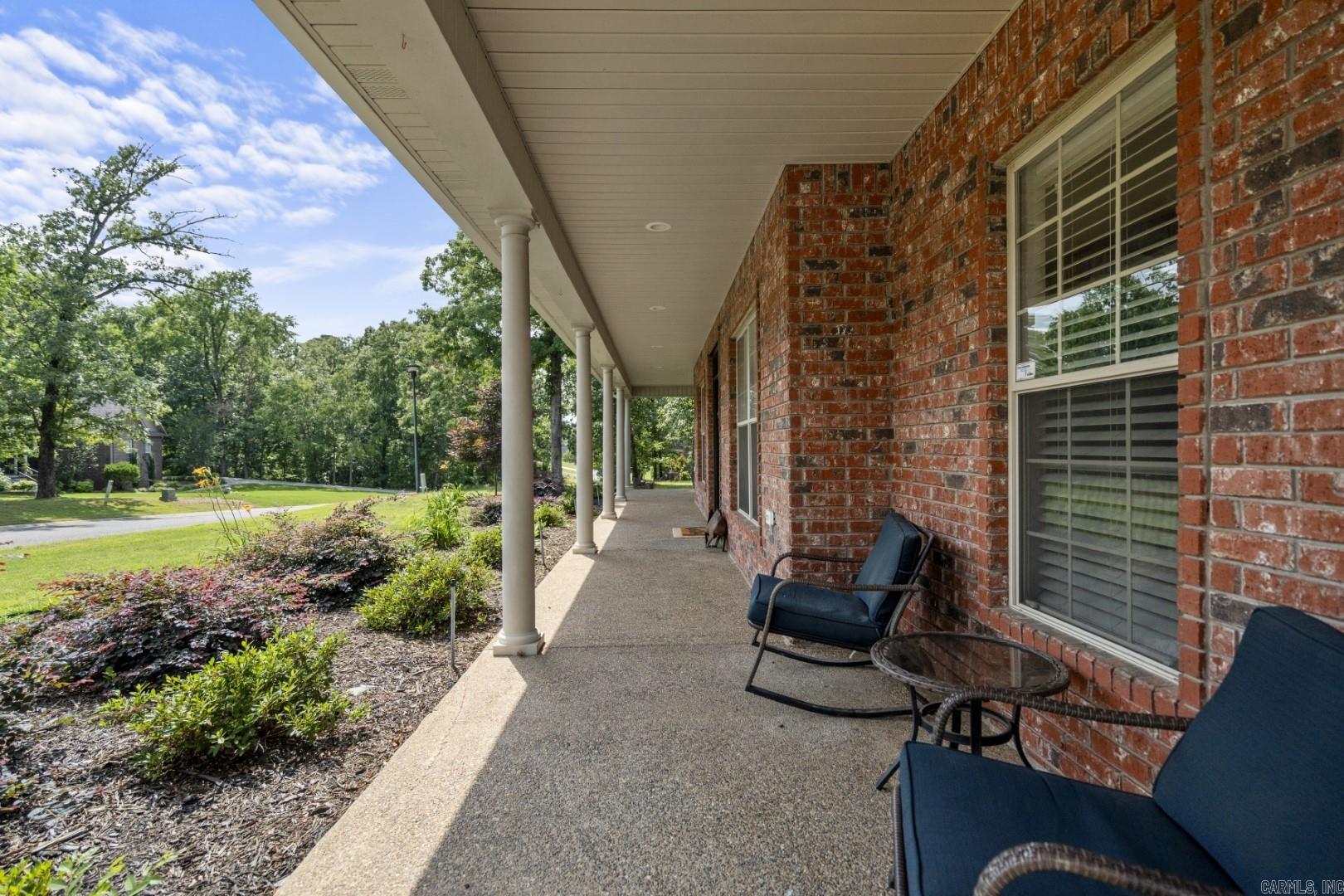 LAKEVIEW - Residential