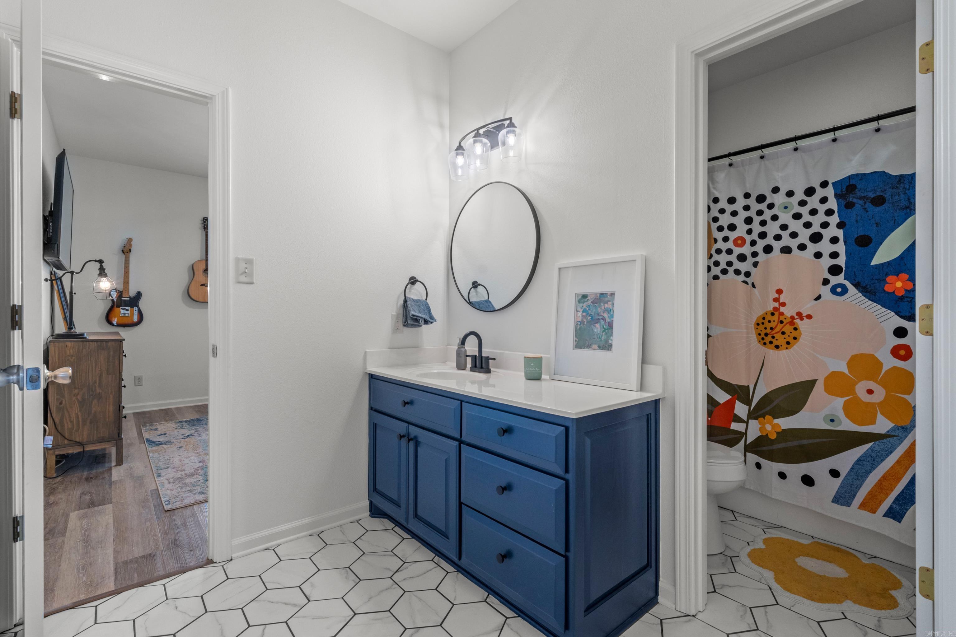 LAKEVIEW - Residential