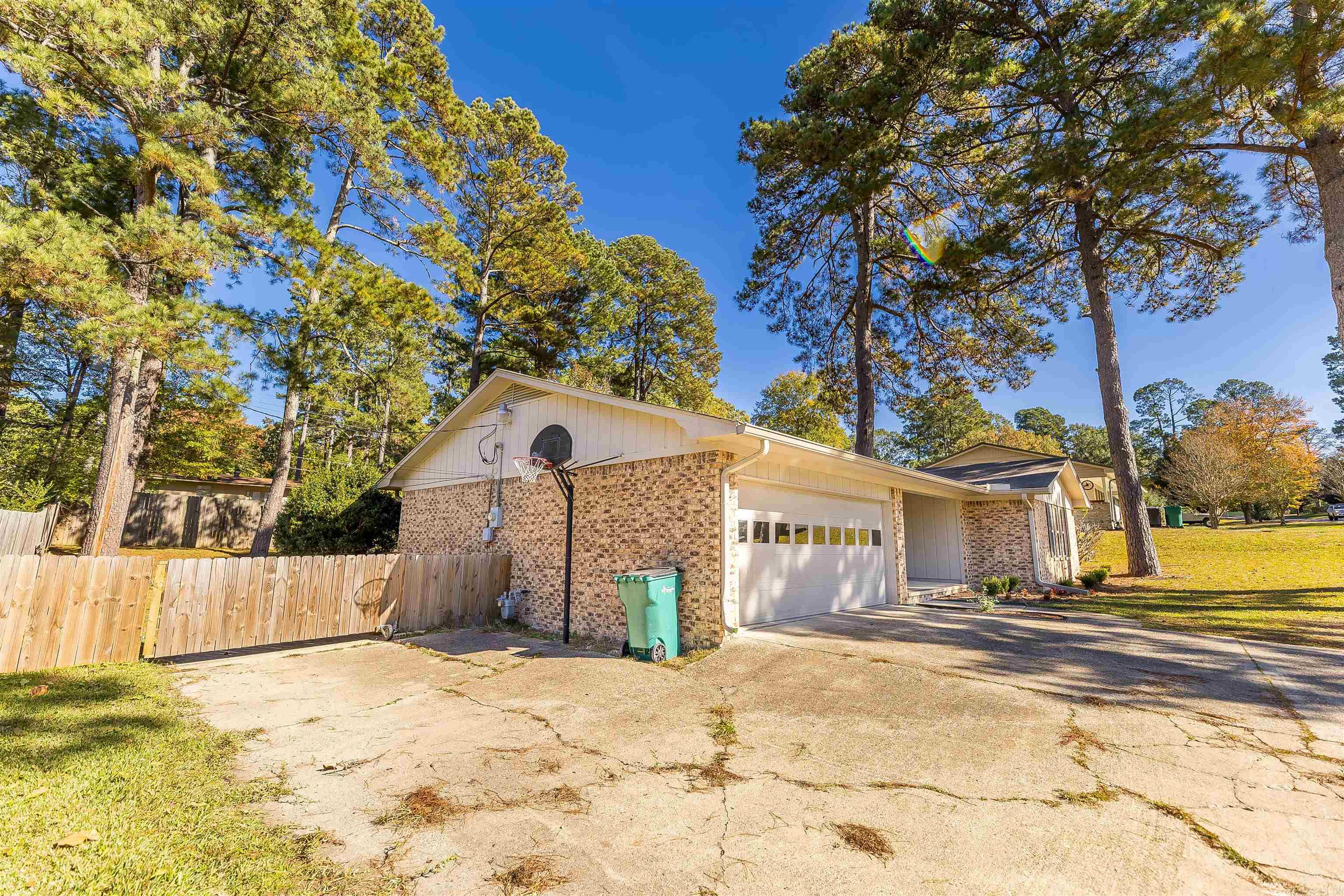 Racquet Club - Residential