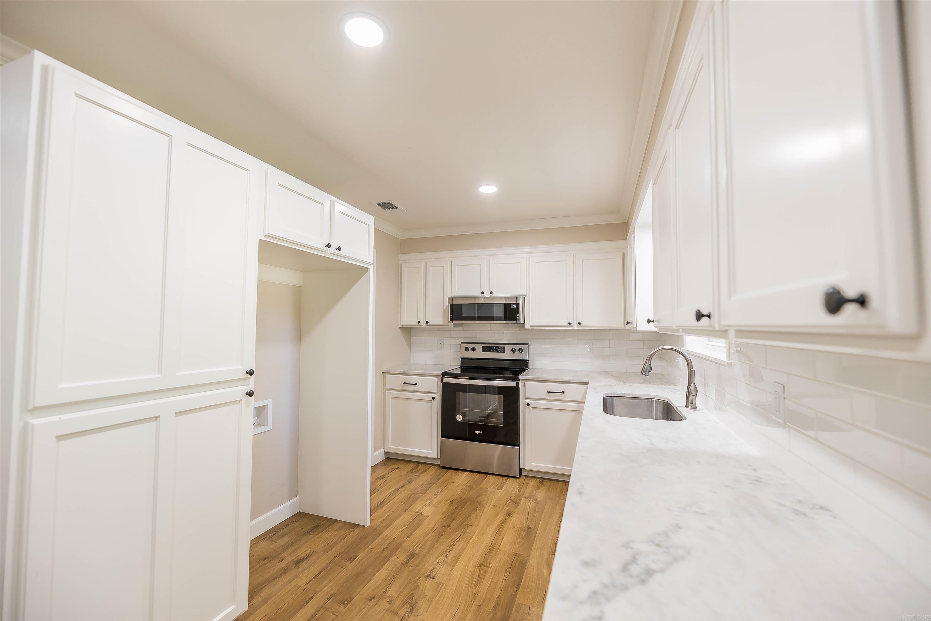 Racquet Club - Residential