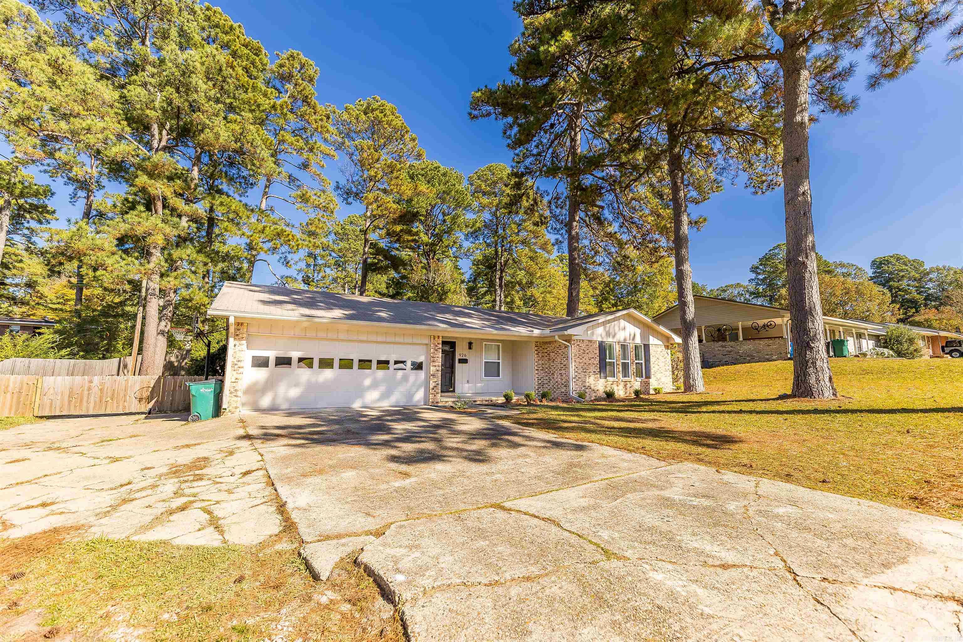 Racquet Club - Residential