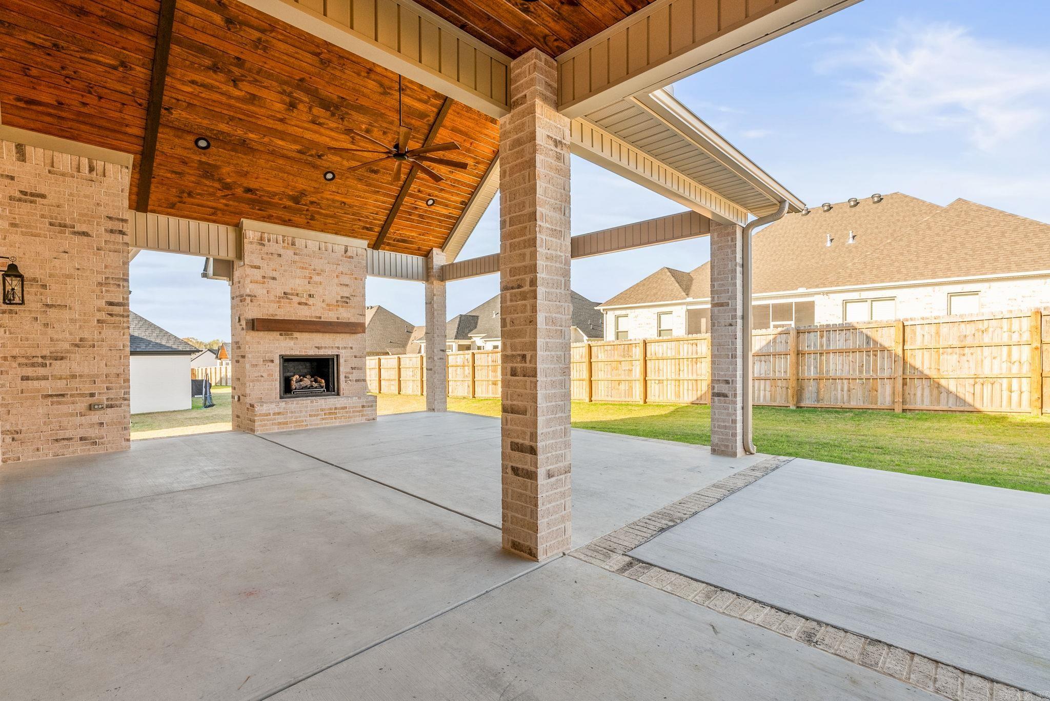 Lands End Estates - Residential