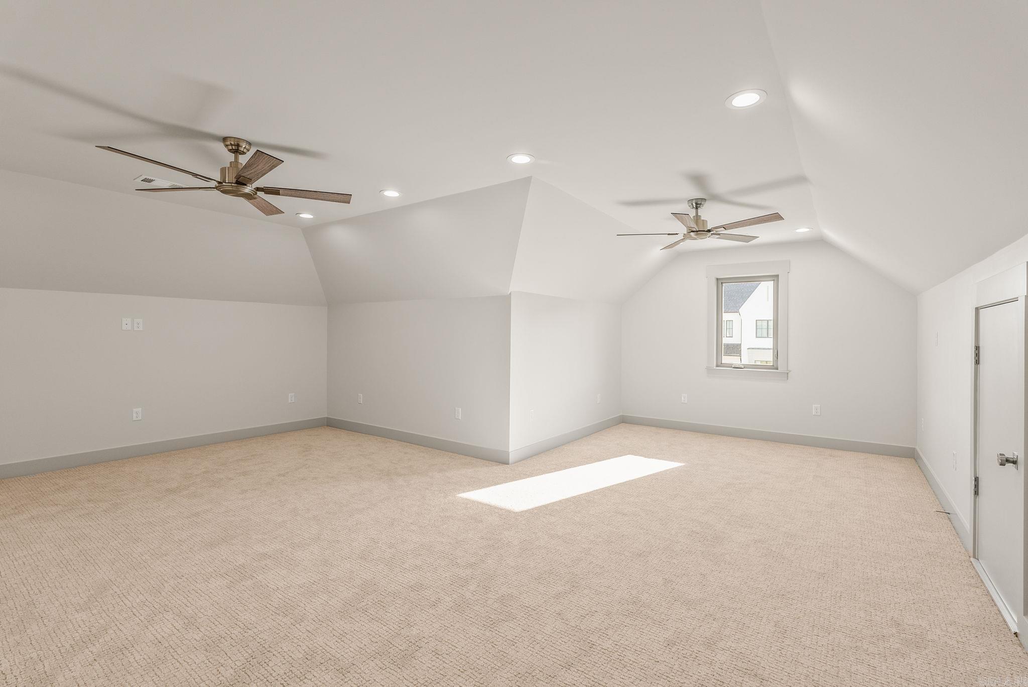 Lands End Estates - Residential