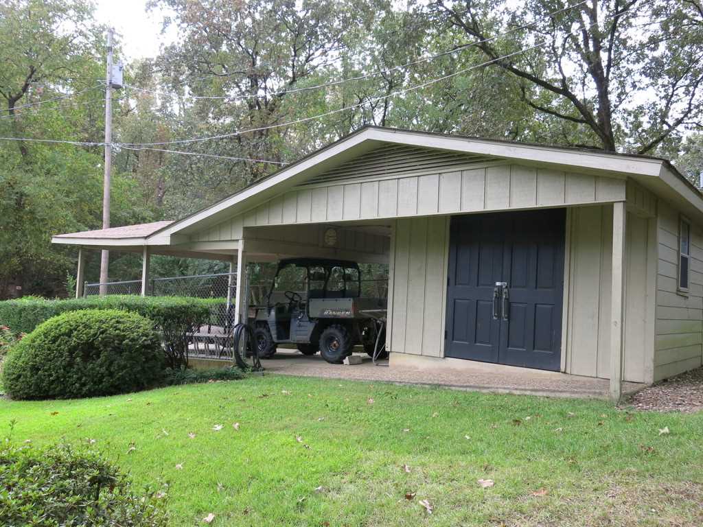 Quinns Lake Park - Residential