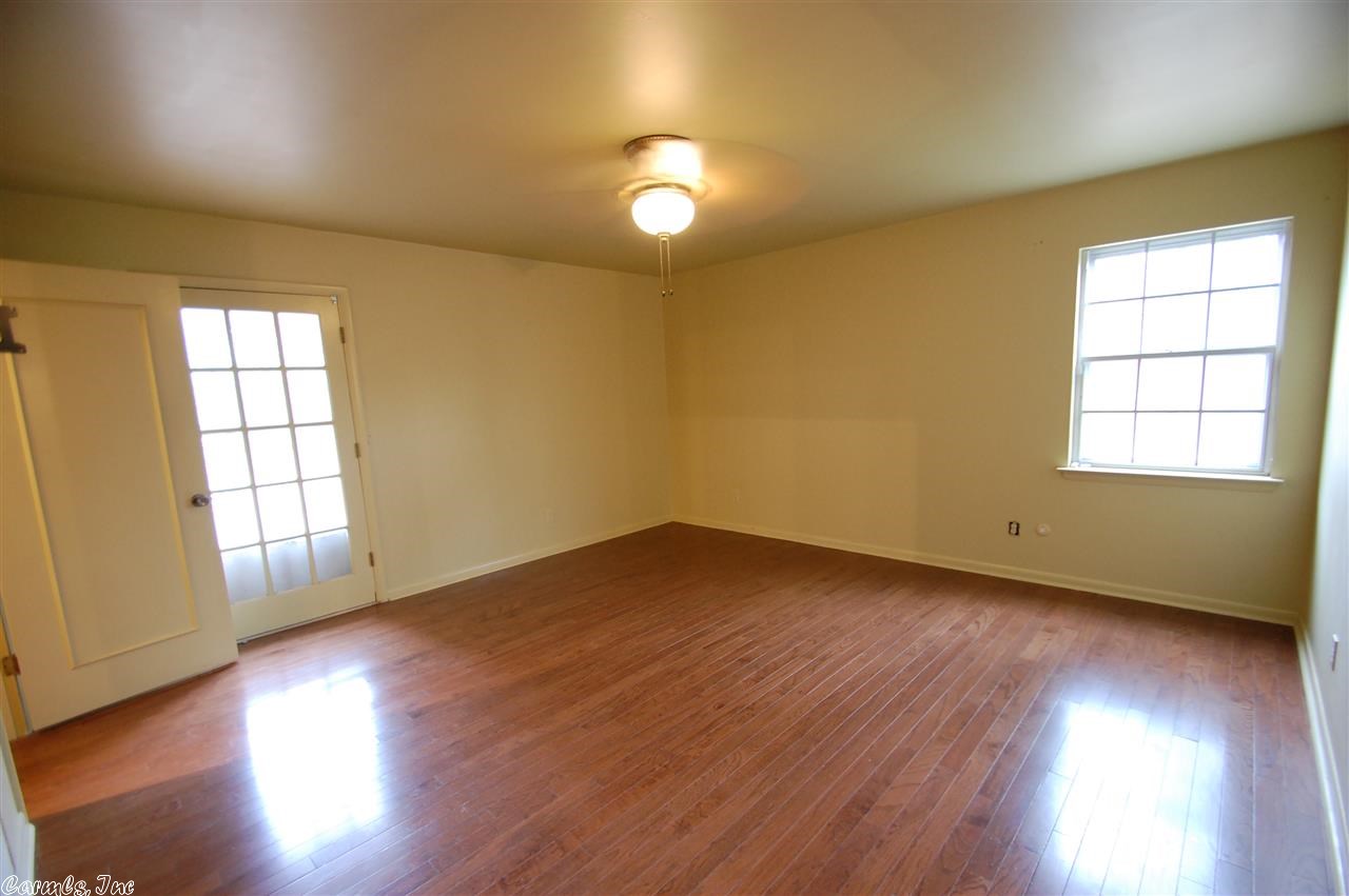 PLEASANT VALLEY - Residential