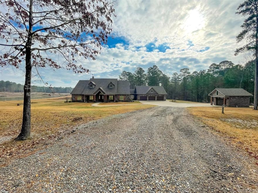 Sq footage does not include bonus room over garage or shop apartment**