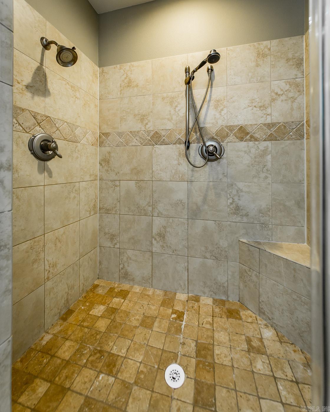 DEER CREEK - Residential