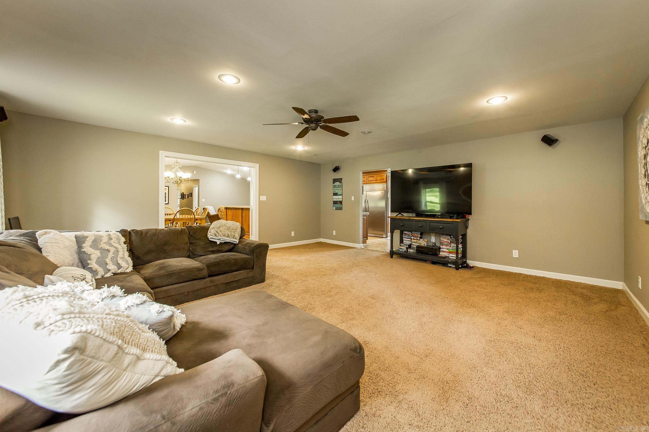 DEER CREEK - Residential