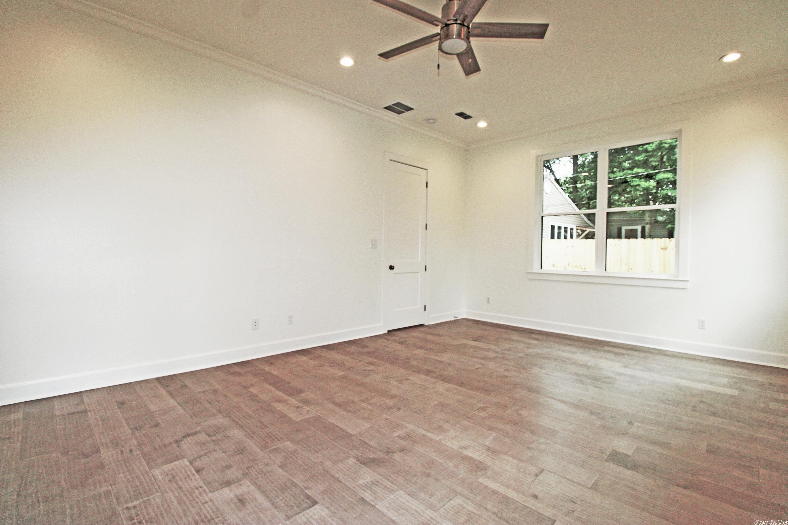 CAMMACK WOODS - Residential