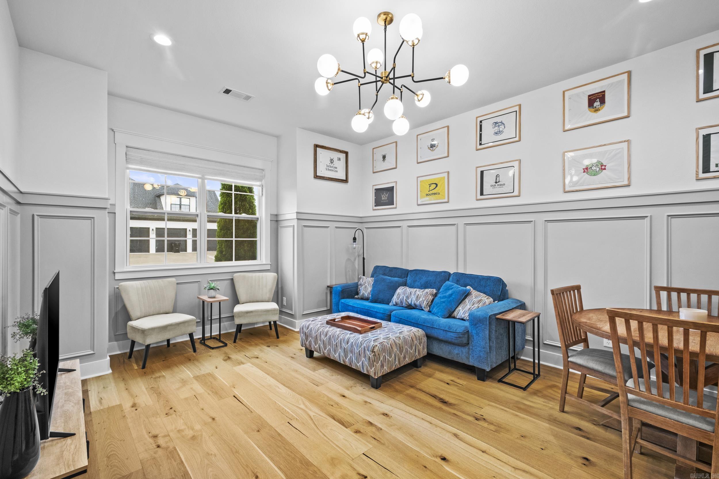 THE POINTE HURRICANE ESTATES - Residential