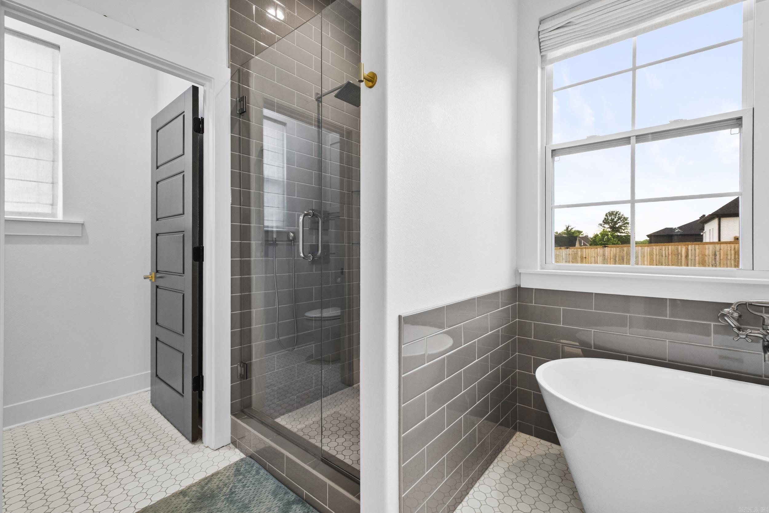 THE POINTE HURRICANE ESTATES - Residential