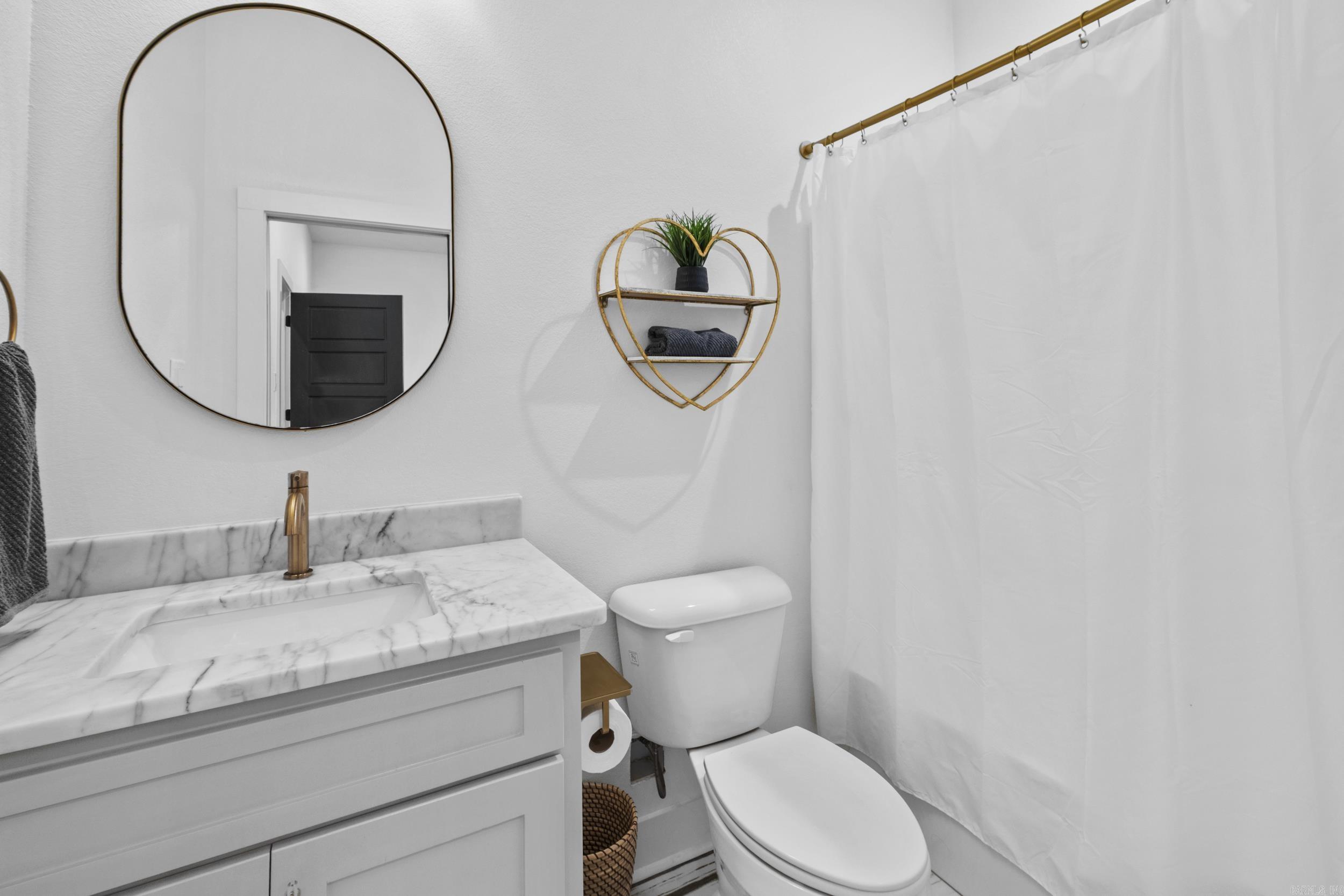 THE POINTE HURRICANE ESTATES - Residential