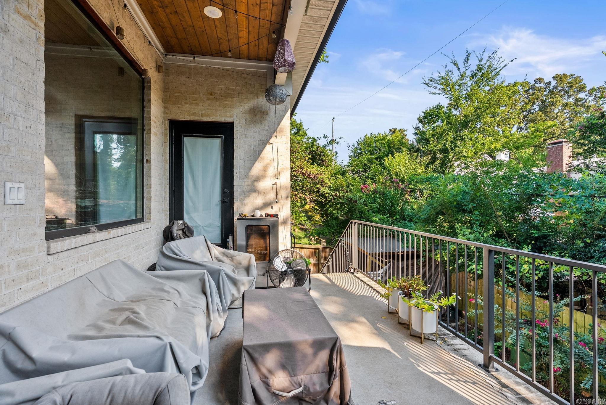 CAMMACK WOODS - Residential