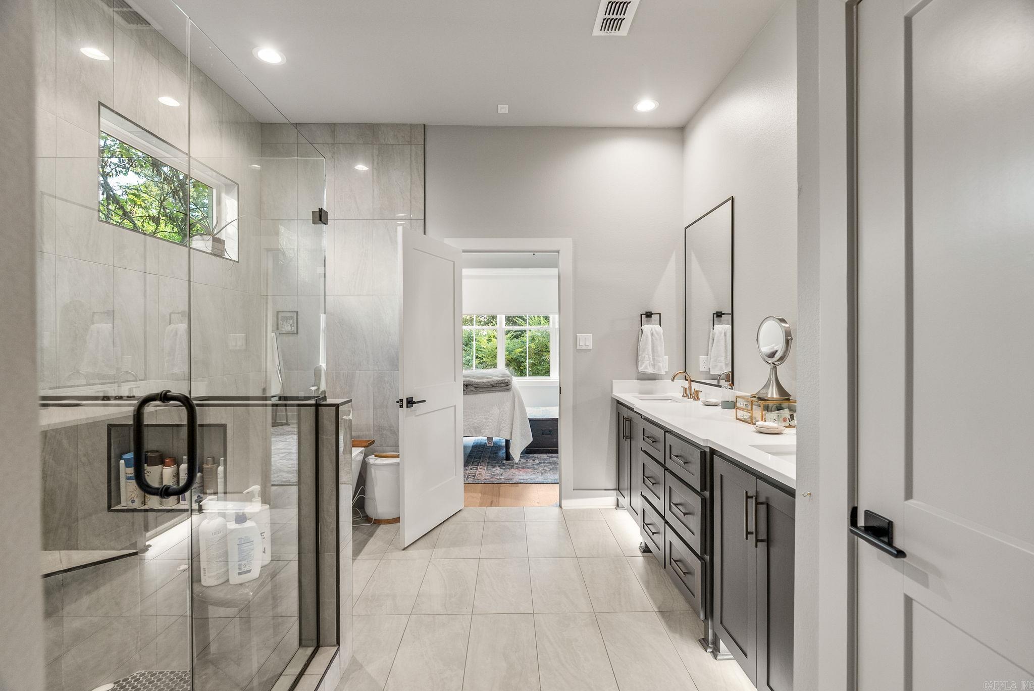 CAMMACK WOODS - Residential