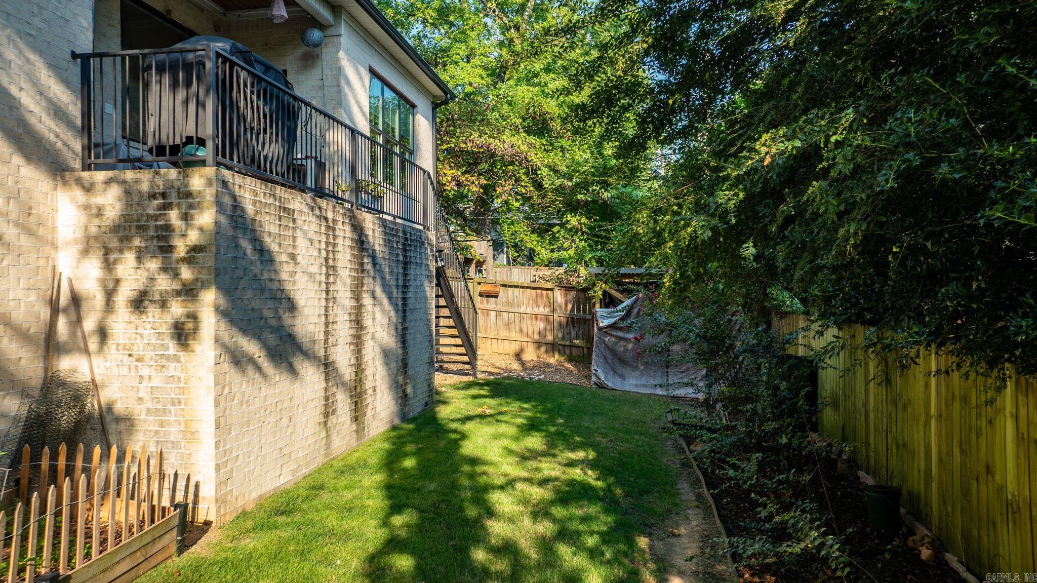 CAMMACK WOODS - Residential