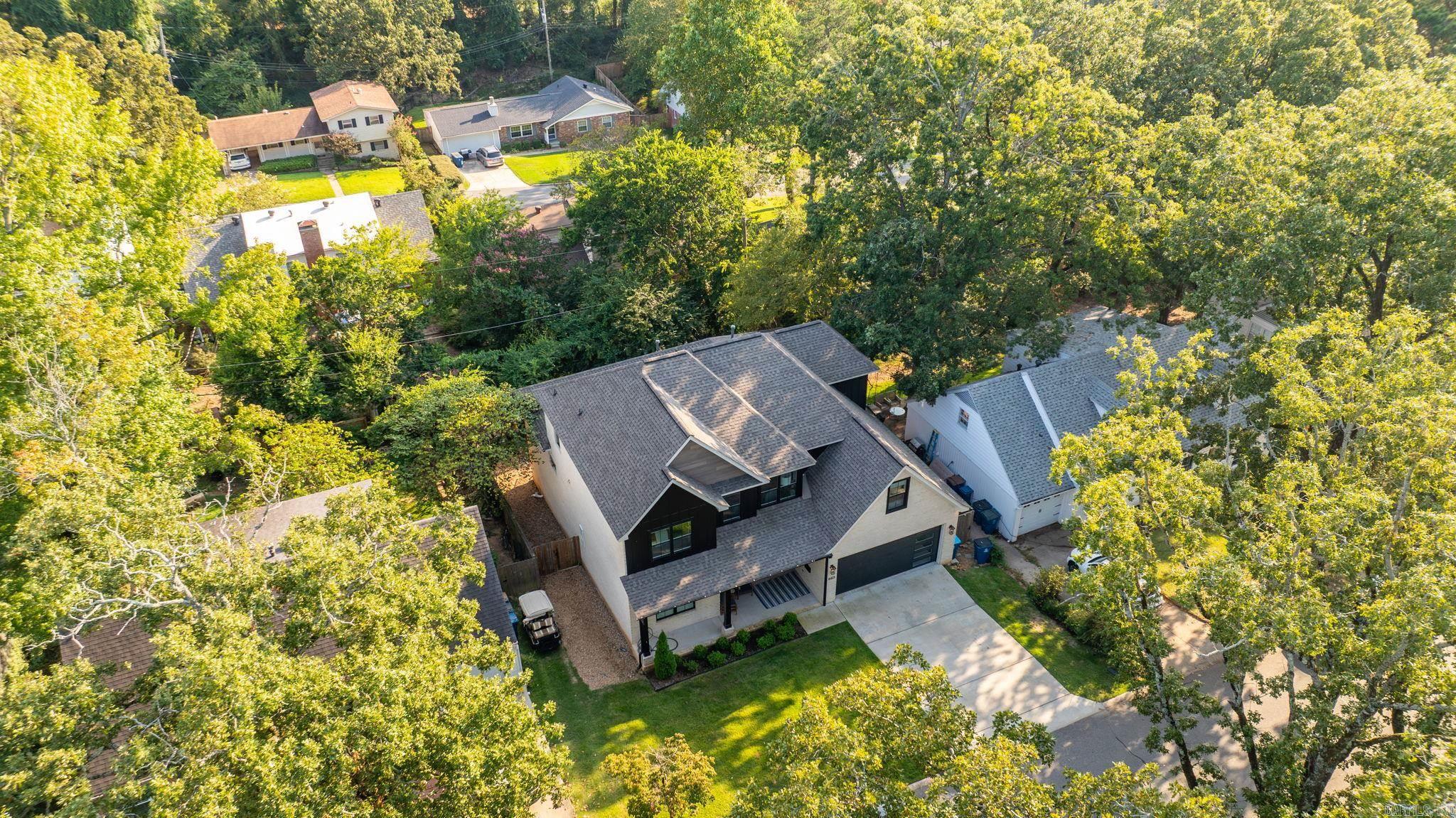 CAMMACK WOODS - Residential