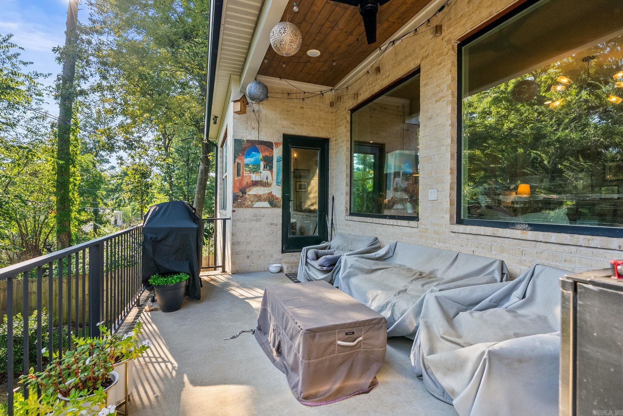 CAMMACK WOODS - Residential