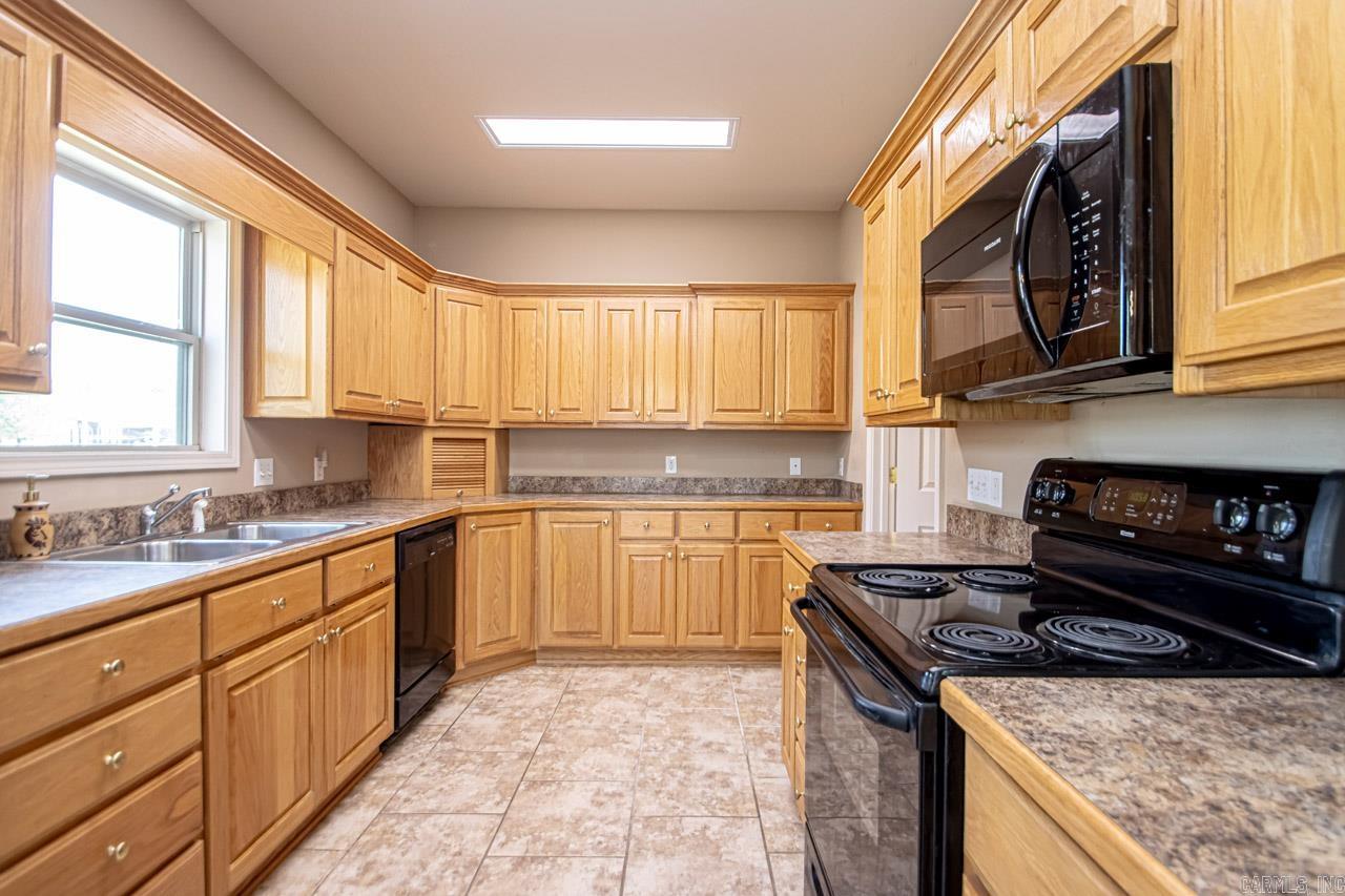 NORTH PARK VILLAGE ADDITION - Residential