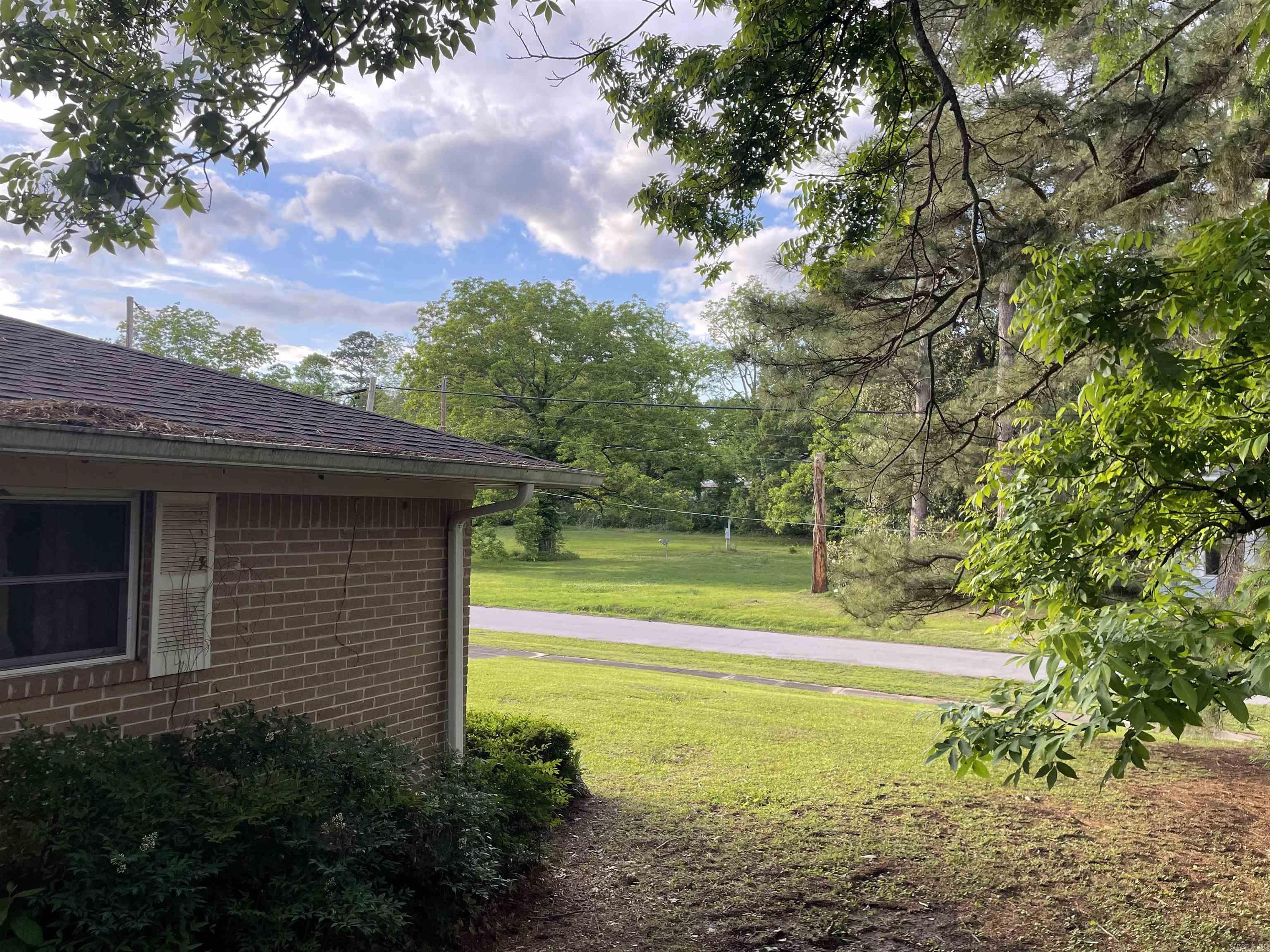 WILLIAMS - Residential