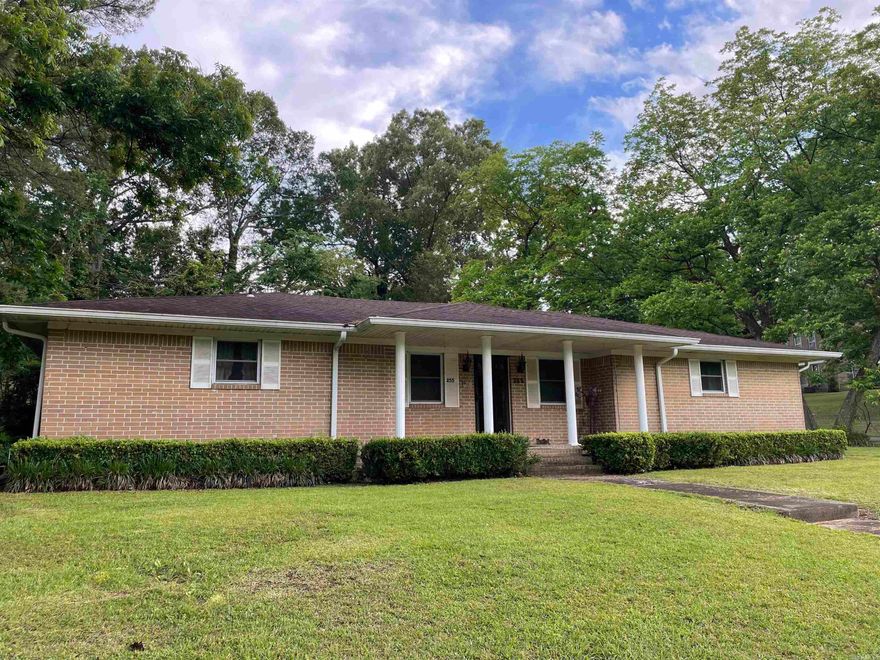 INVESTOR SPECIAL IN DE VALLS BLUFF!! Located on a quiet, spacious corner lot, this 3-bedroom, 2.5 bath home offers 1710 square feet of potential! Built in 1971, this property is perfect for investors, flippers, or buyers looking to put in a little TLC and make it their own. Spacious layout with plenty of room to update and add value! Conveniently located in the heart of De Valls Bluff with small-town charm and easy access to I-40 and the White River is minutes away! Being sold AS-IS. Don't miss this great opportunity to turn this property into something special!
