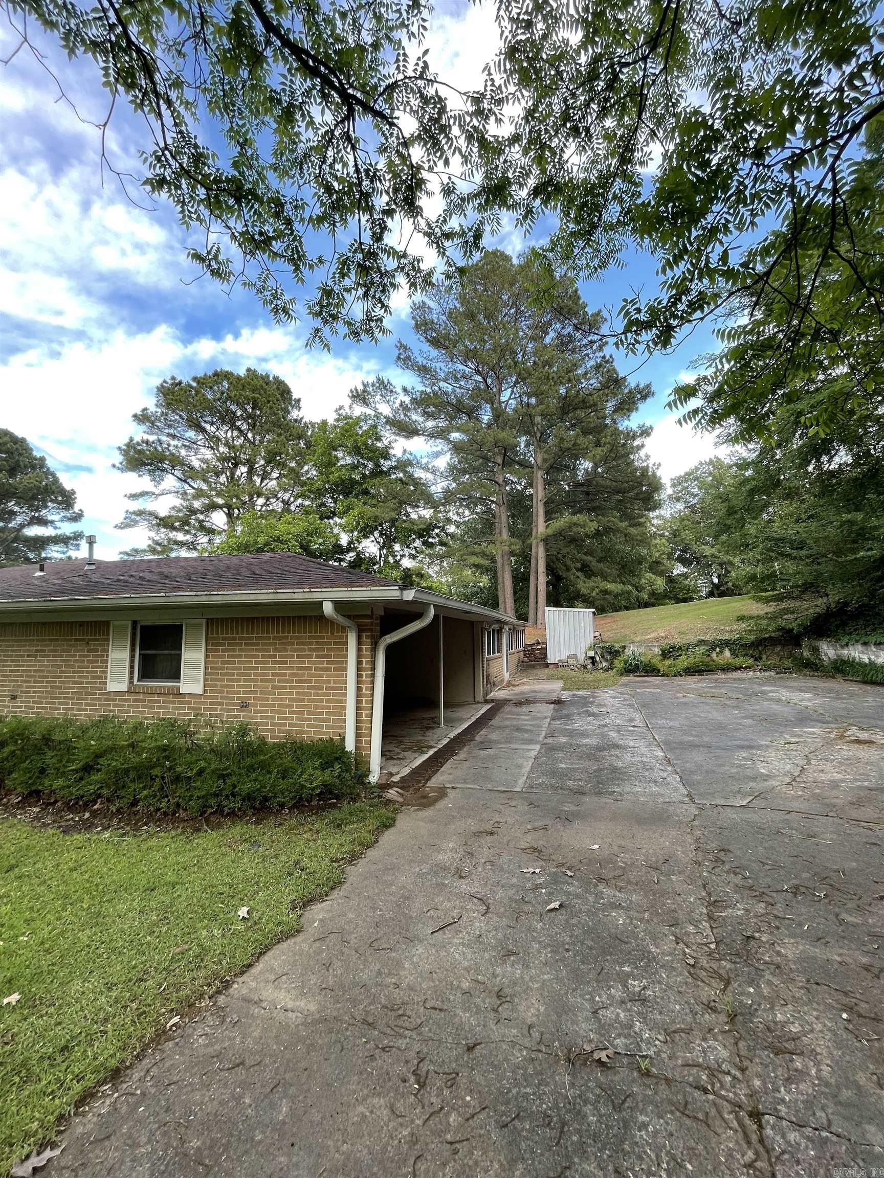 WILLIAMS - Residential