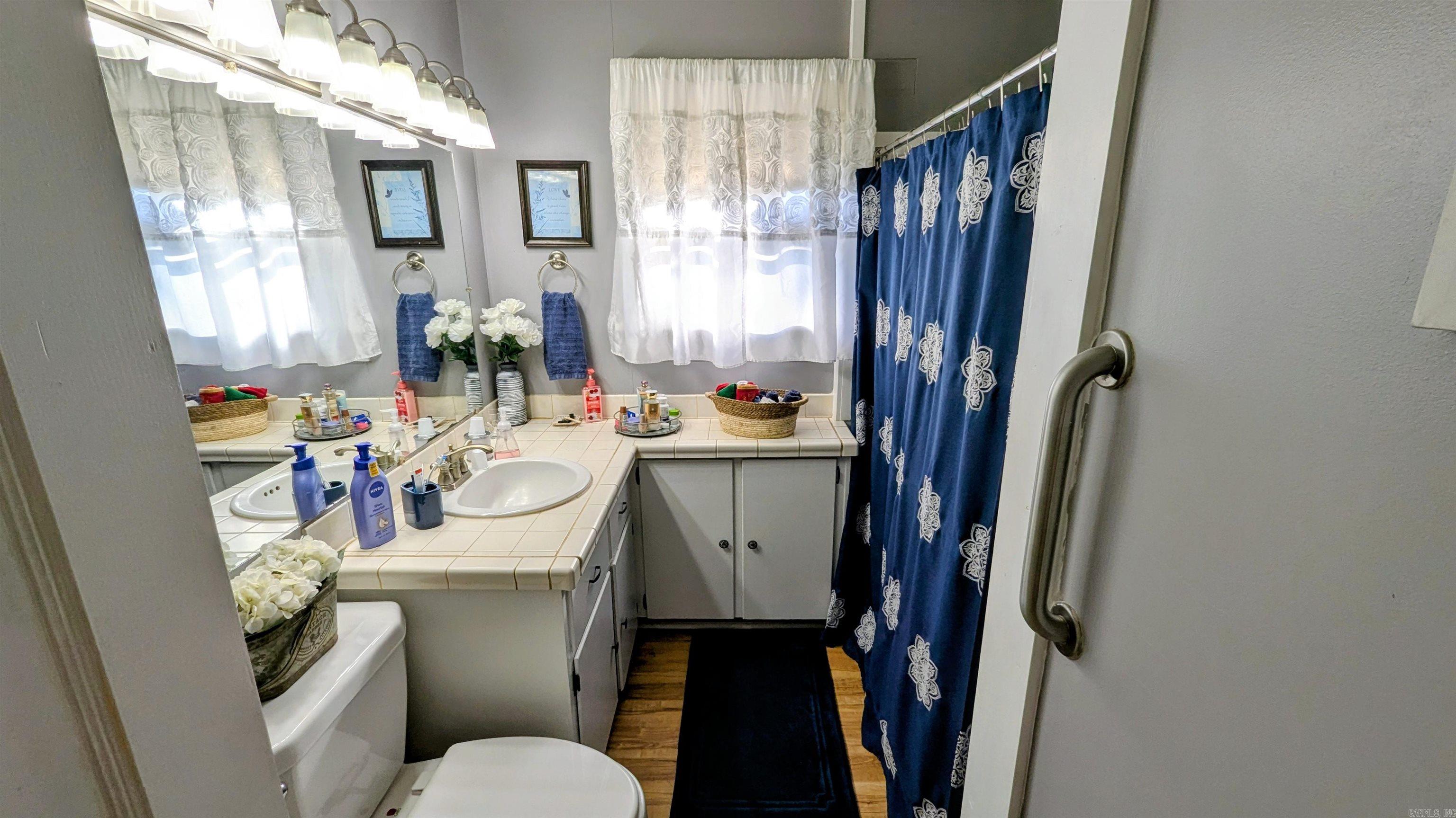 ORIGINAL TOWN SWIFTON - Residential