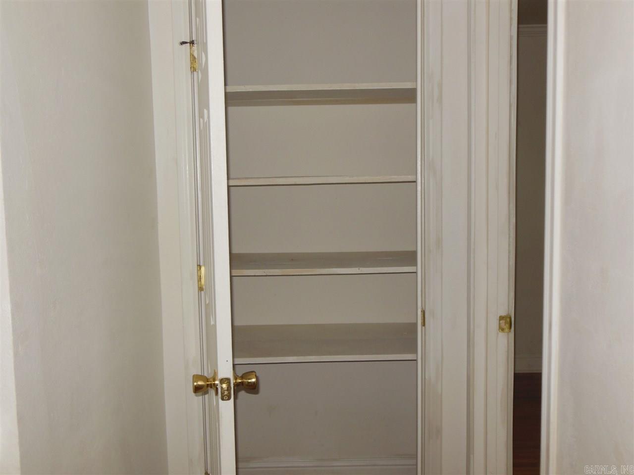 Town & Country - Residential Lease