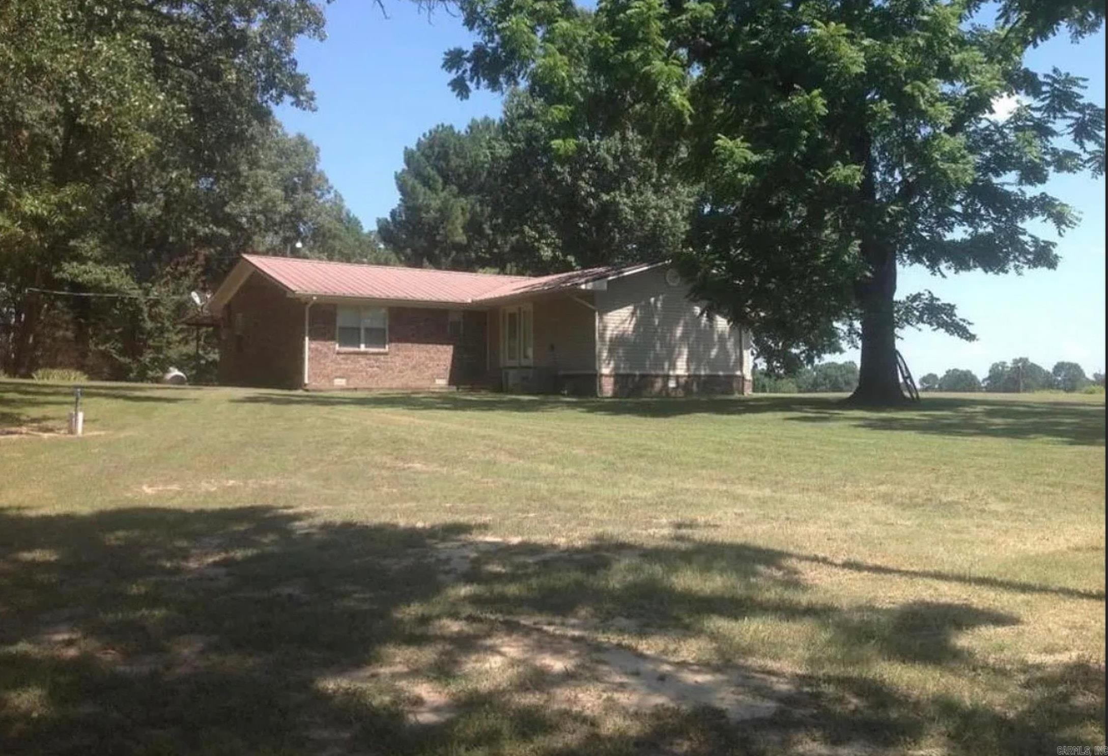 LAWRENCE - Residential