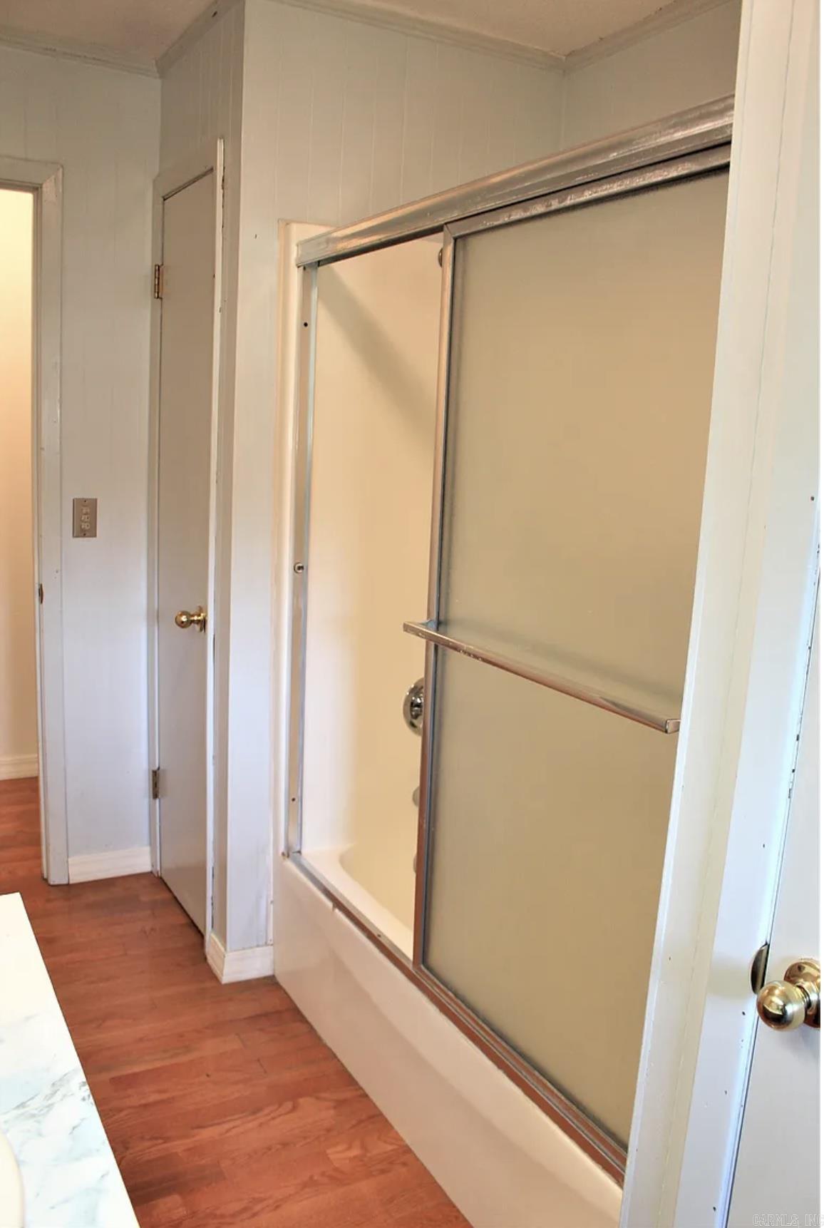 LAWRENCE - Residential