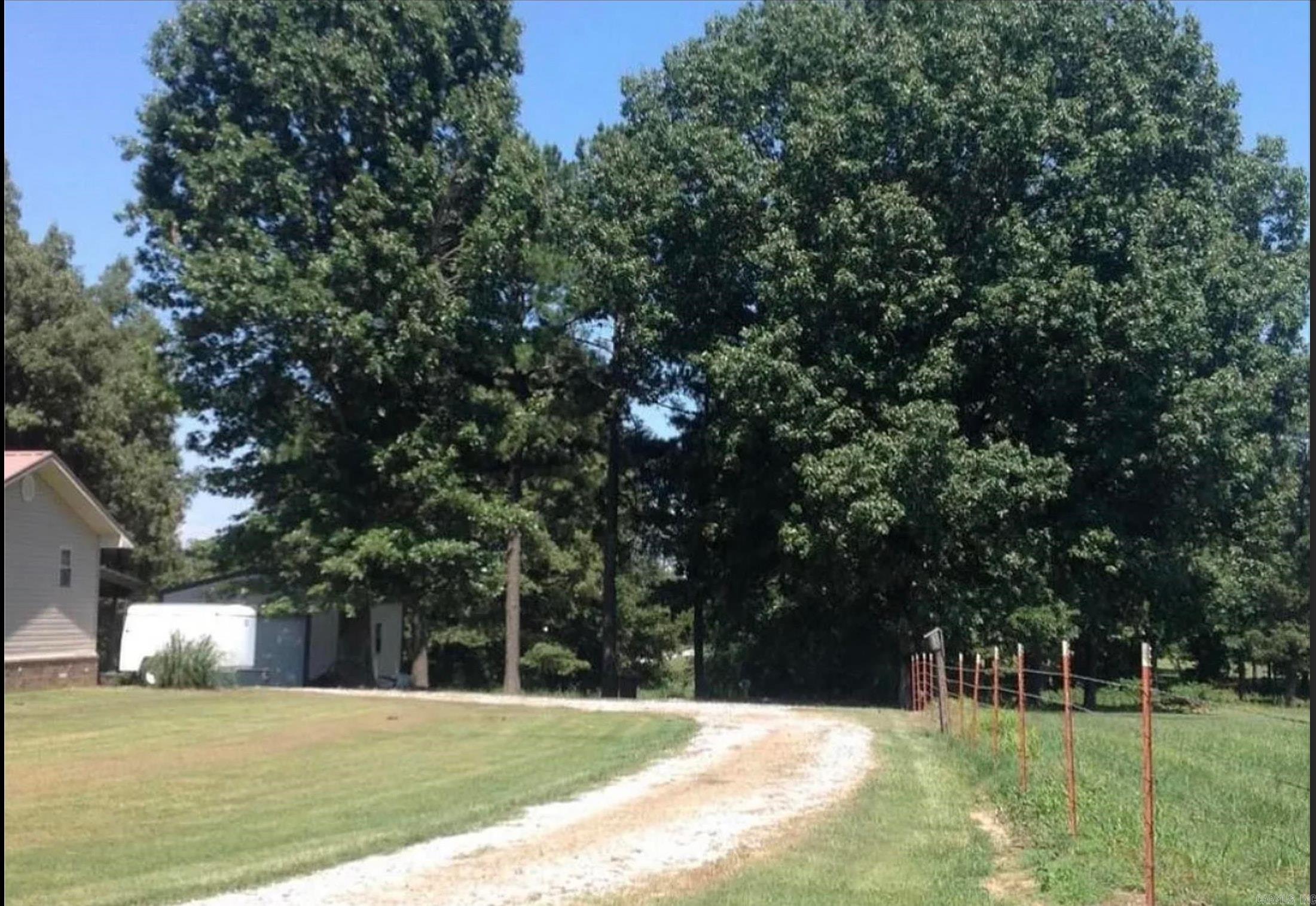 LAWRENCE - Residential