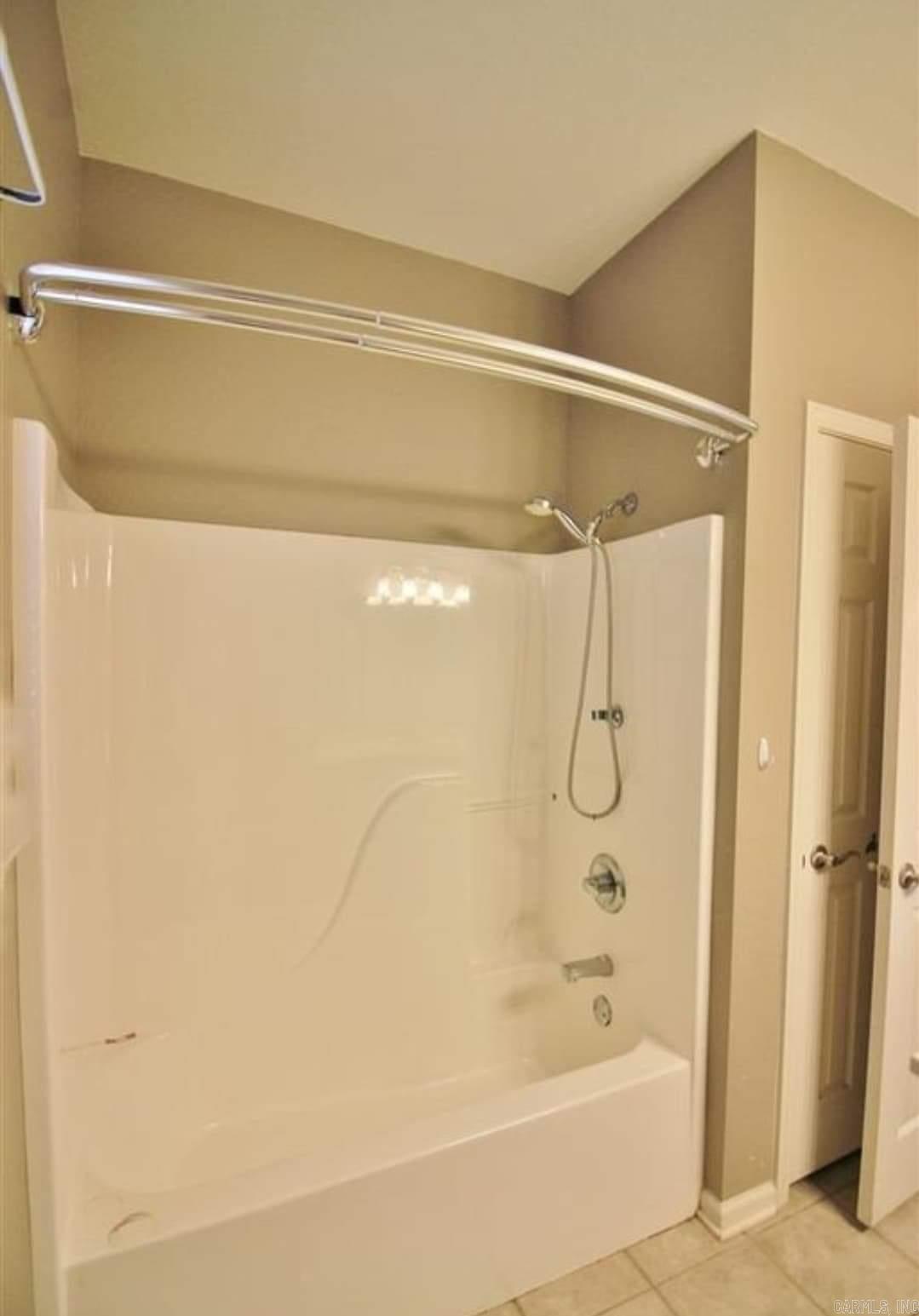 Heritage Farm - Residential Lease