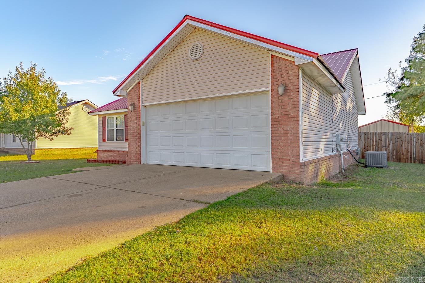 KIRBY MEADOWS - Residential