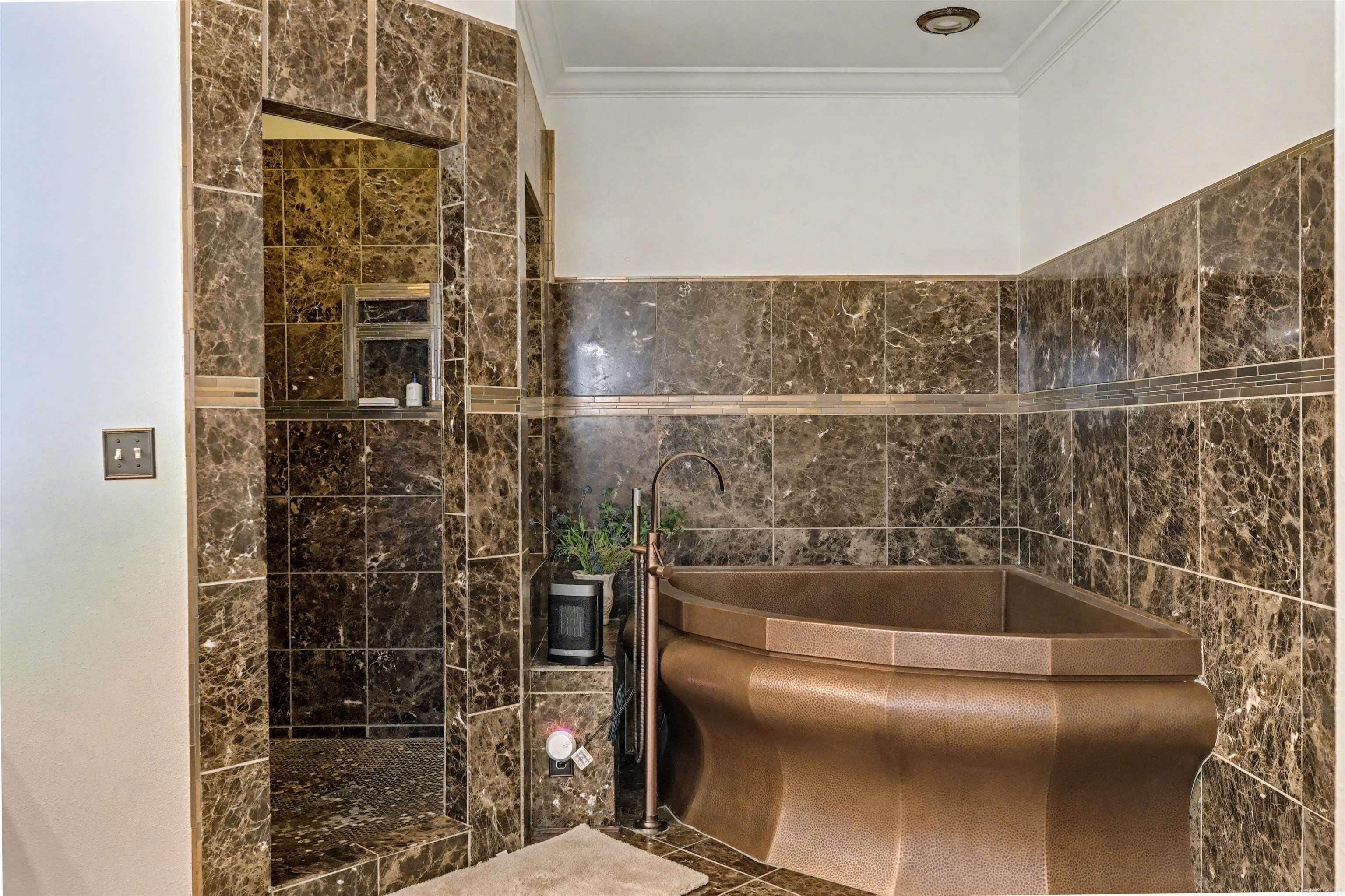 HOMESTEAD - Residential