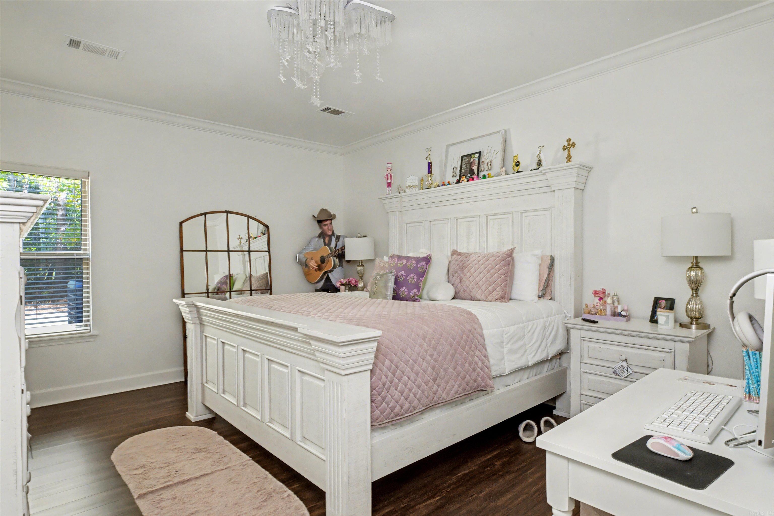 HOMESTEAD - Residential