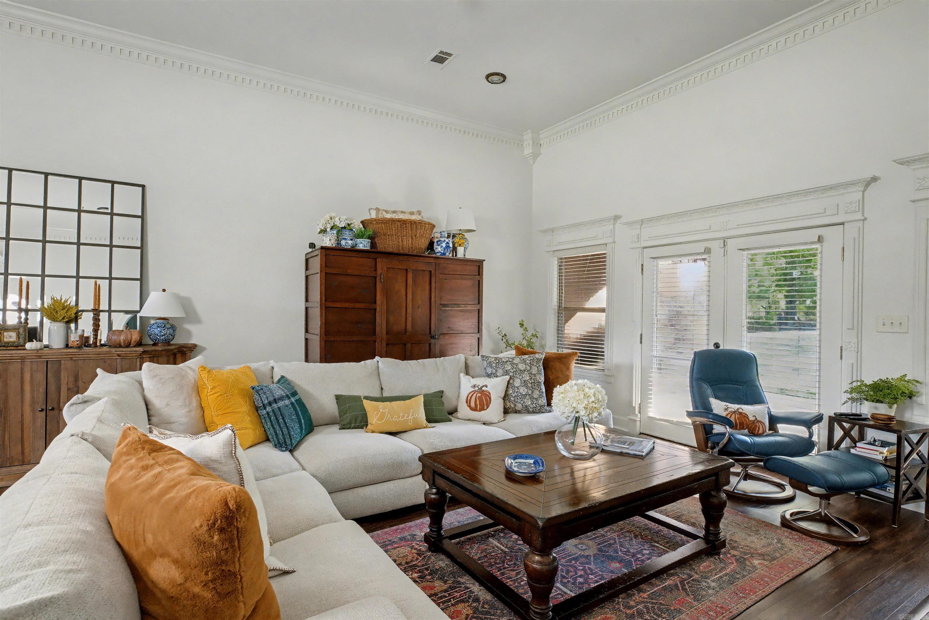 HOMESTEAD - Residential