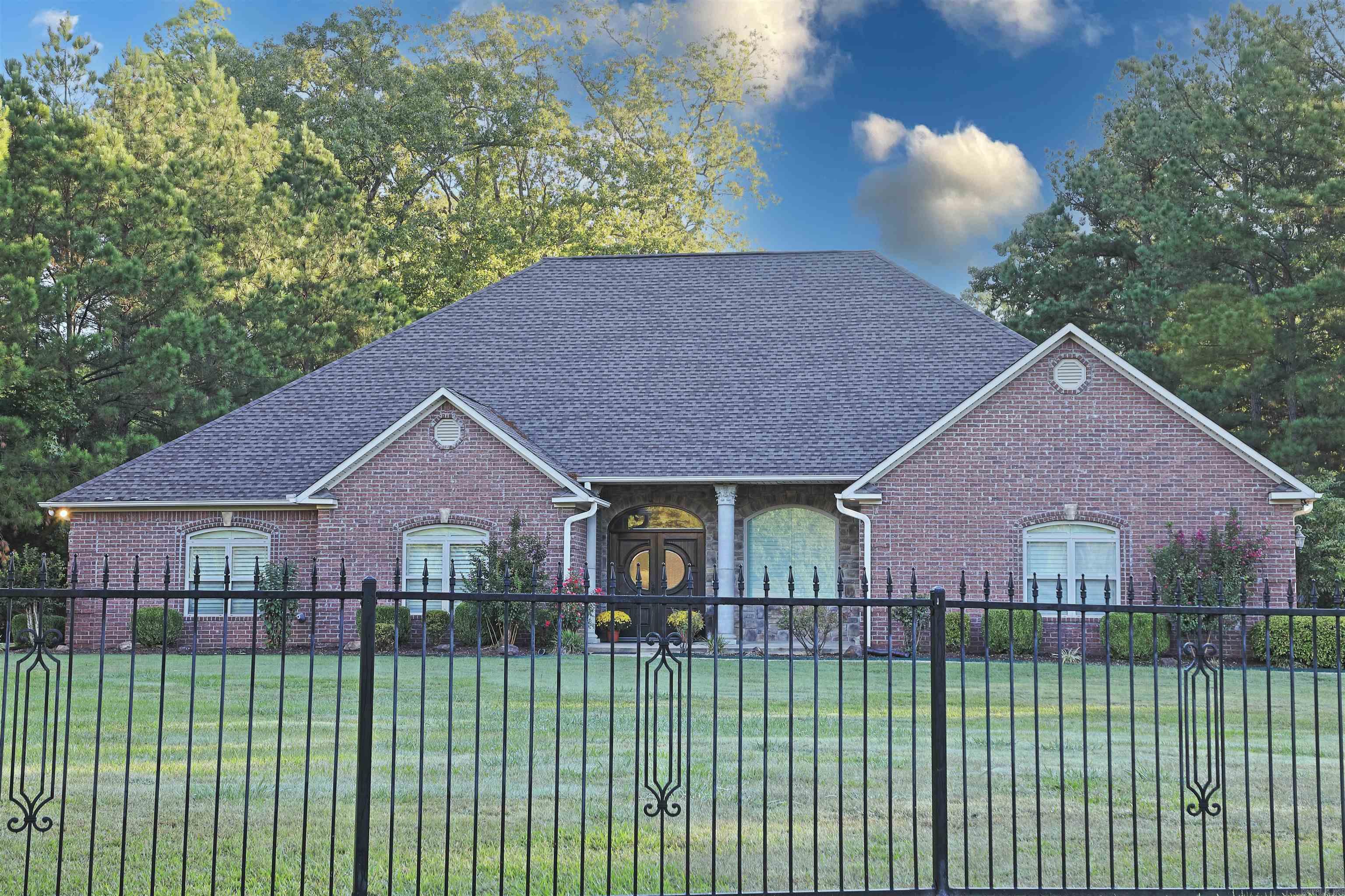 HOMESTEAD - Residential