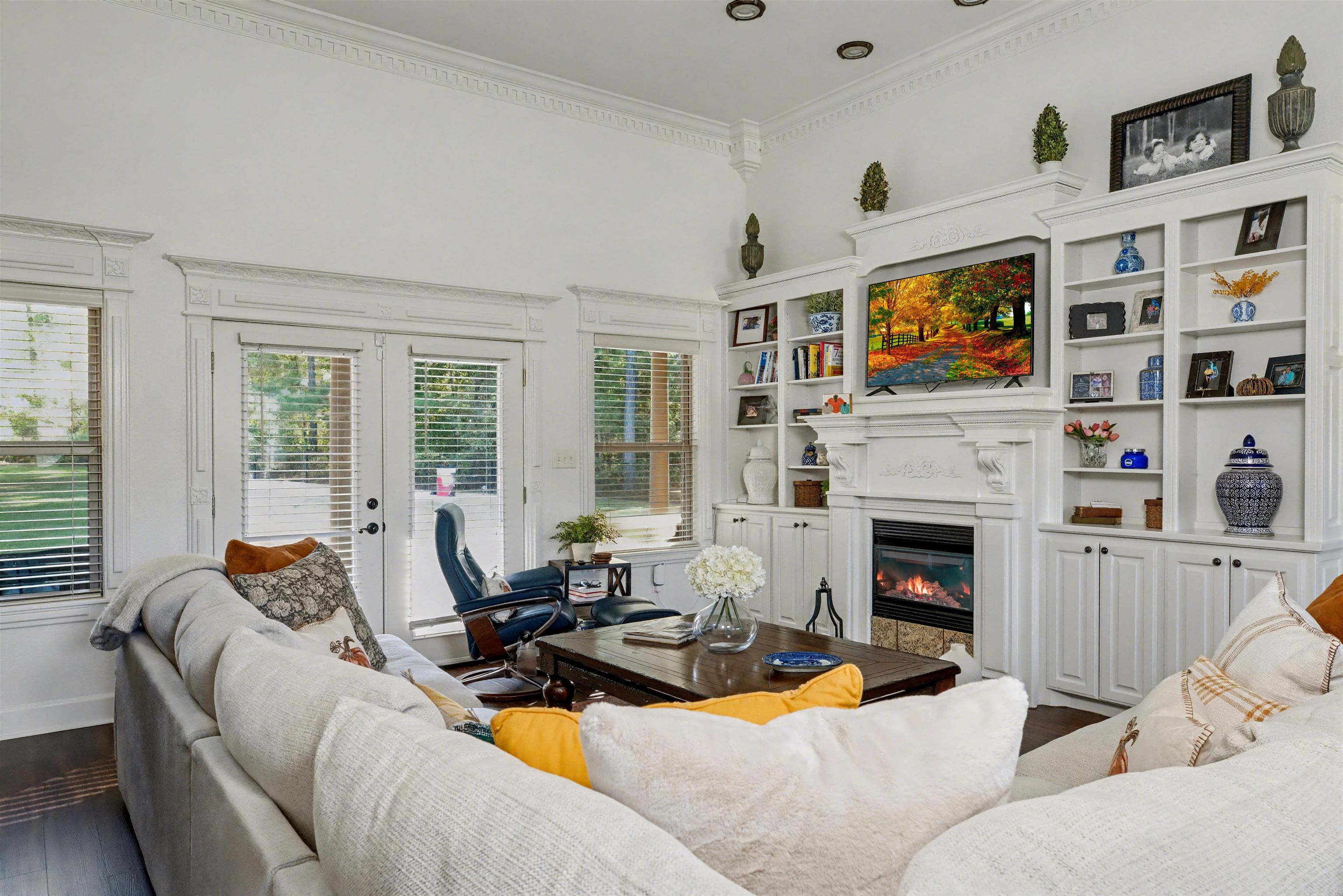 HOMESTEAD - Residential