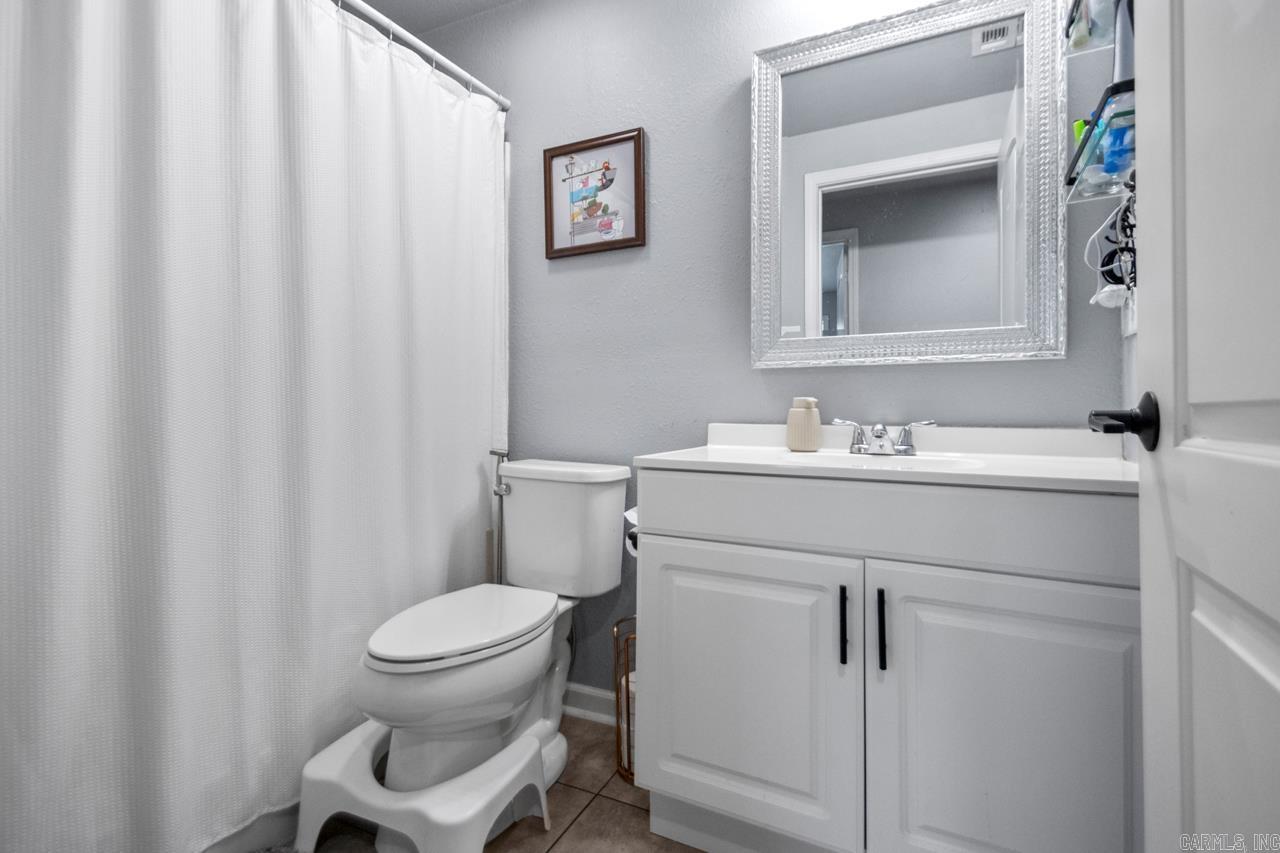 SHERWOOD ESTATES - Residential