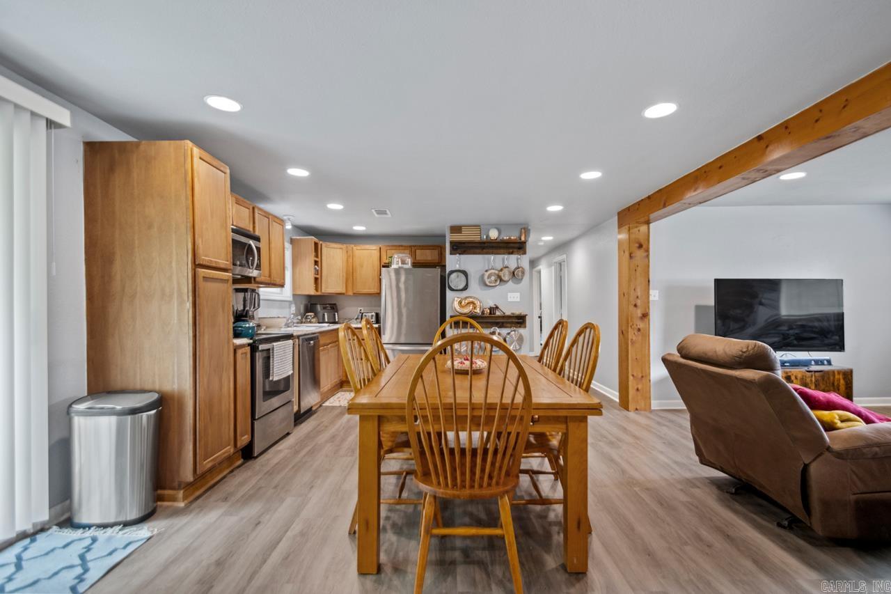 SHERWOOD ESTATES - Residential