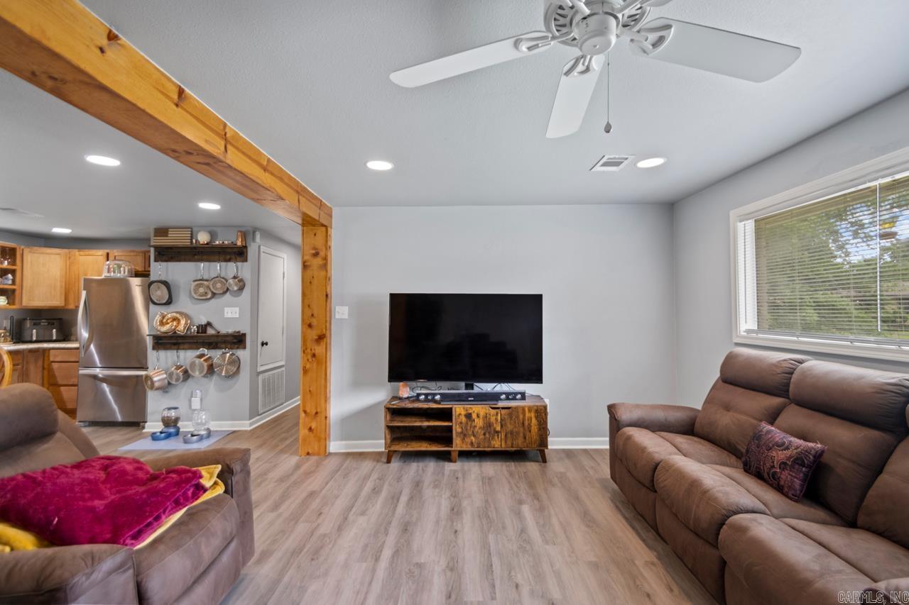 SHERWOOD ESTATES - Residential