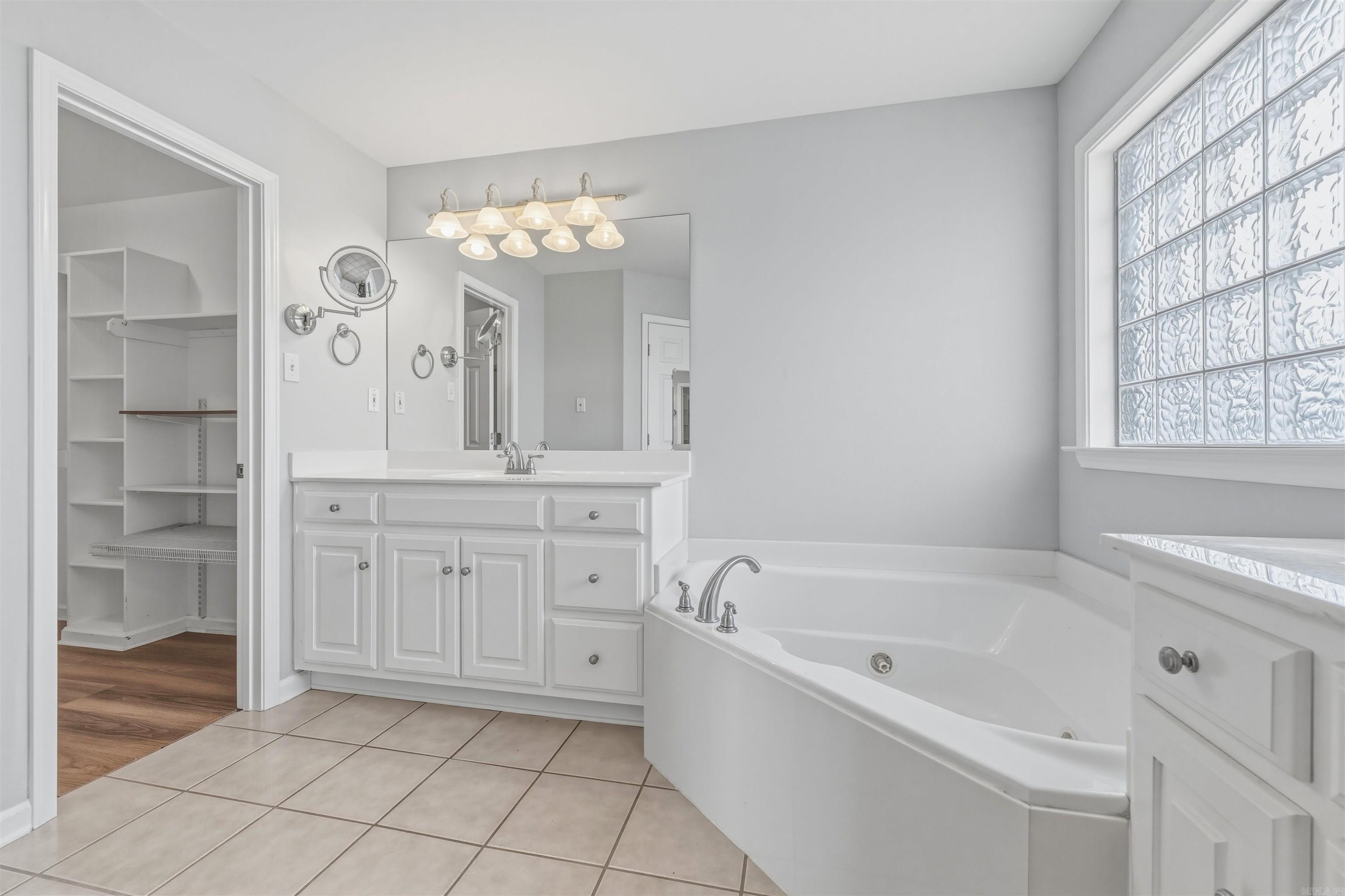 AUSTIN LAKES POINTE ADDN - Residential