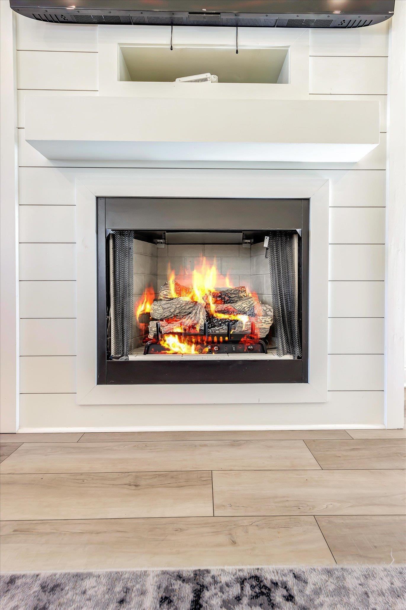 VALLEY VIEW MANOR - Residential