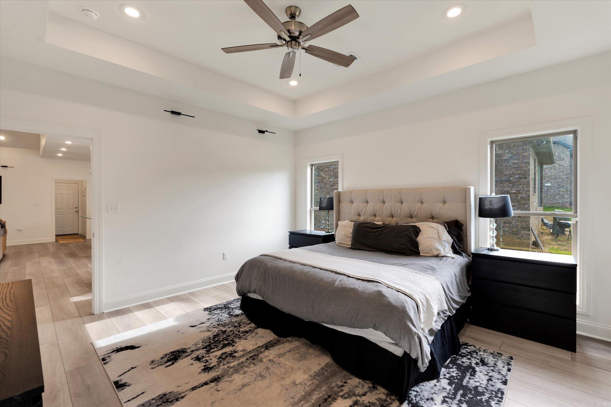 VALLEY VIEW MANOR - Residential