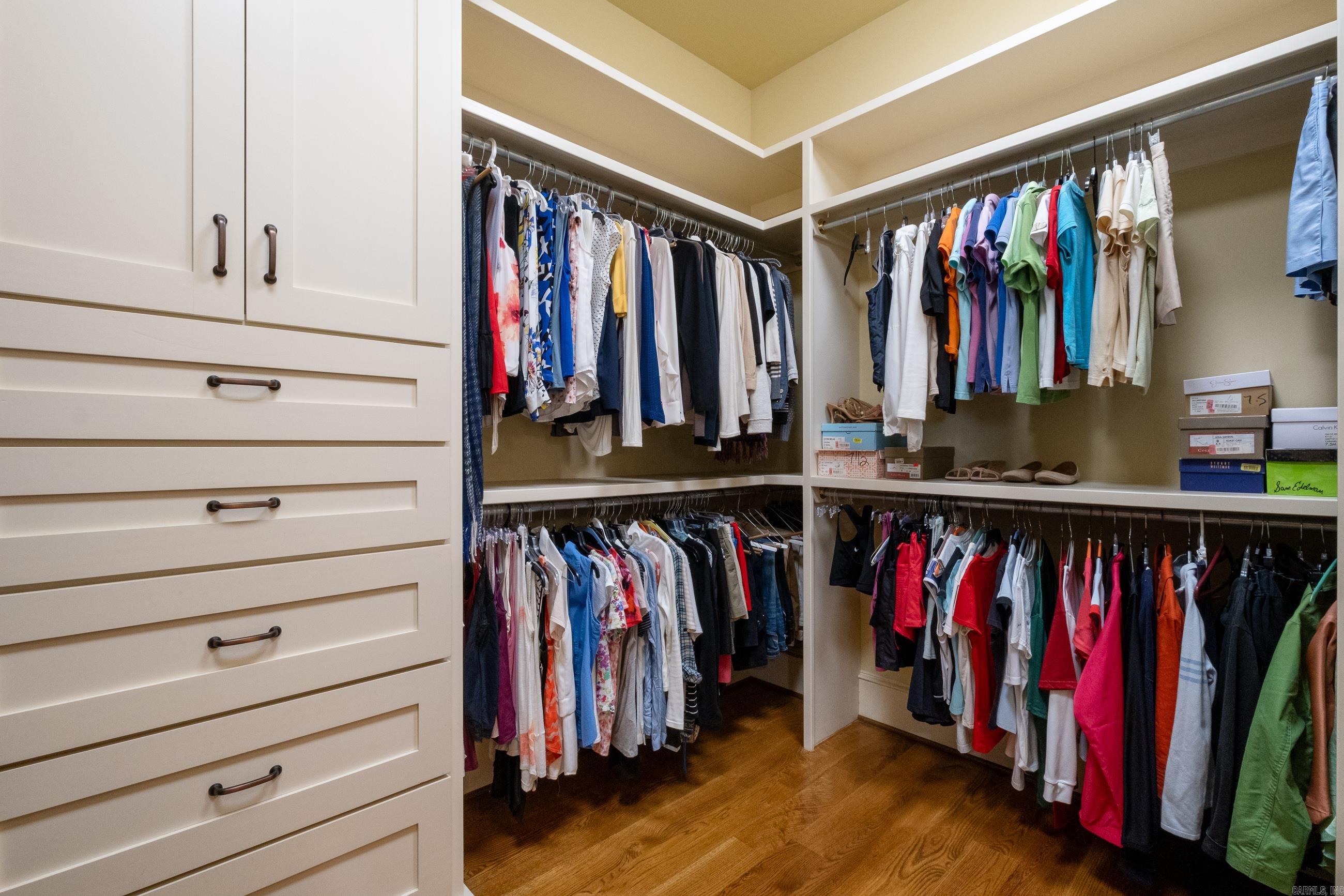 CHENAL VALLEY DEAUVILLE PLACE - Residential