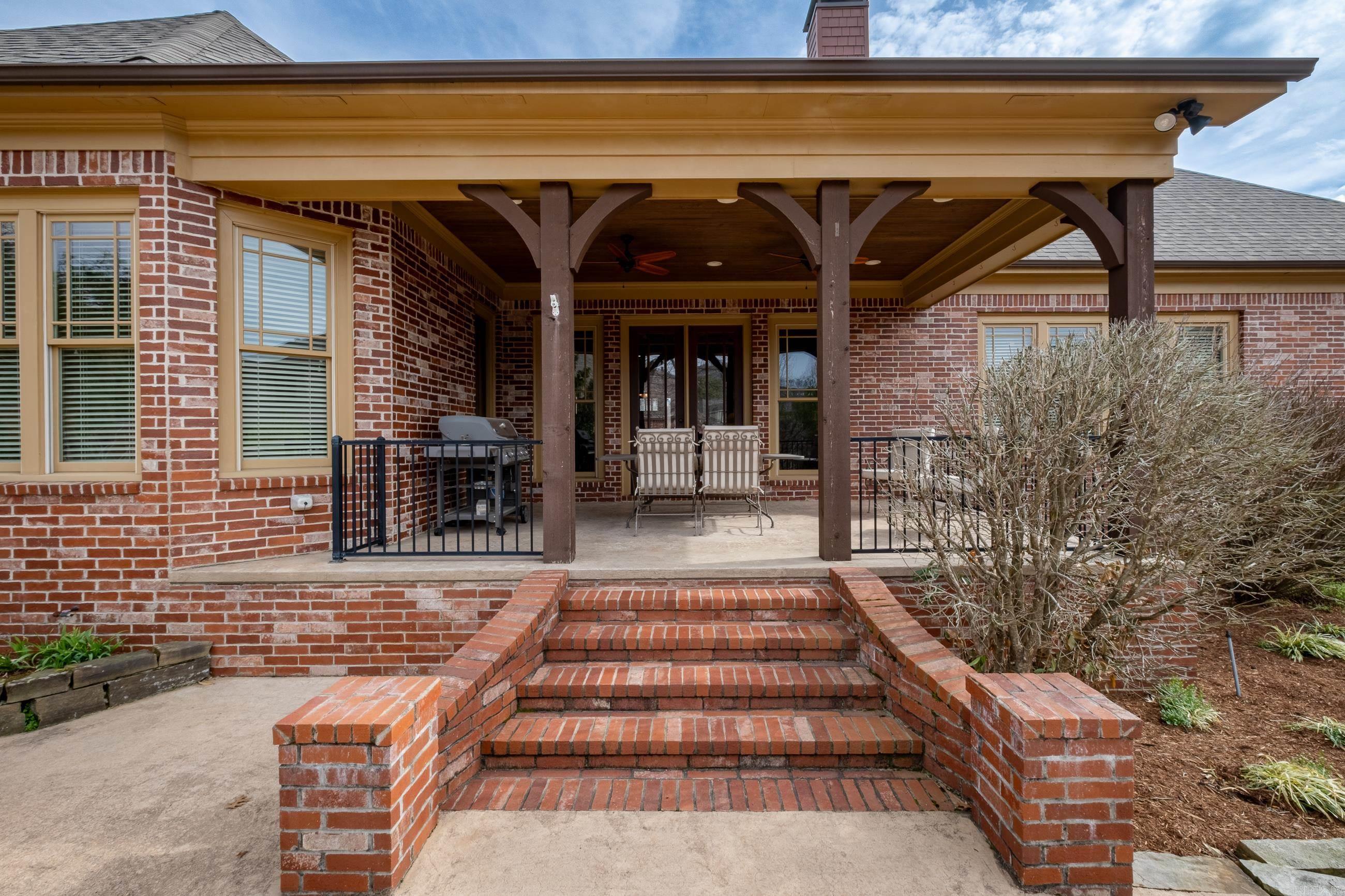 CHENAL VALLEY DEAUVILLE PLACE - Residential