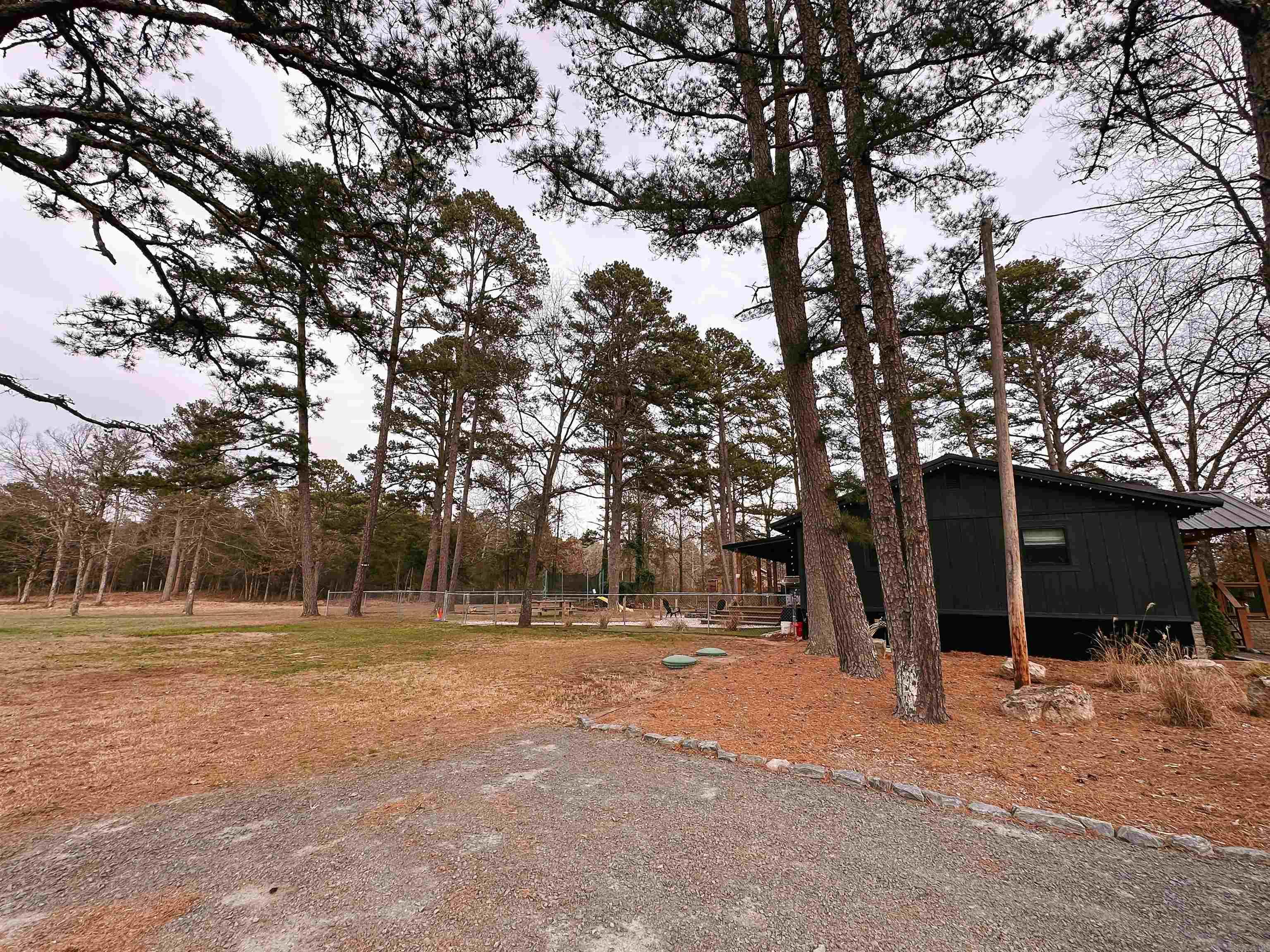 THARPS WHISPERING PINES - Residential