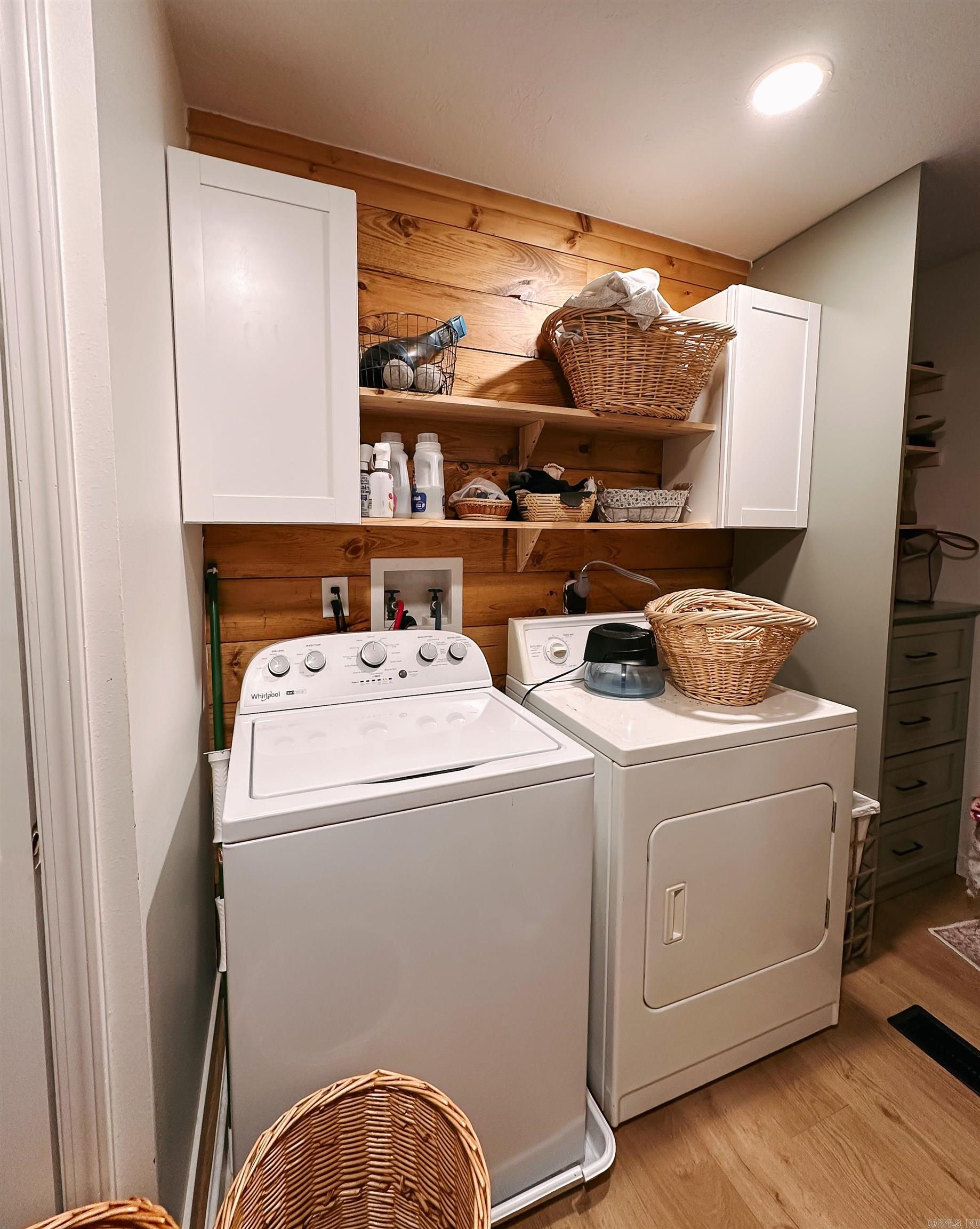 THARPS WHISPERING PINES - Residential