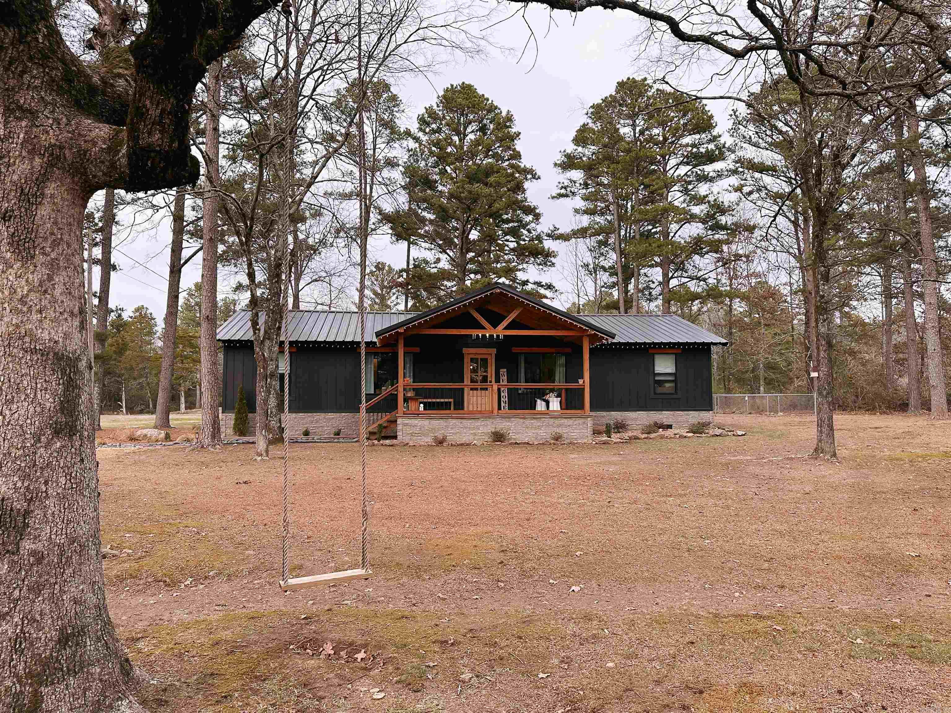 THARPS WHISPERING PINES - Residential
