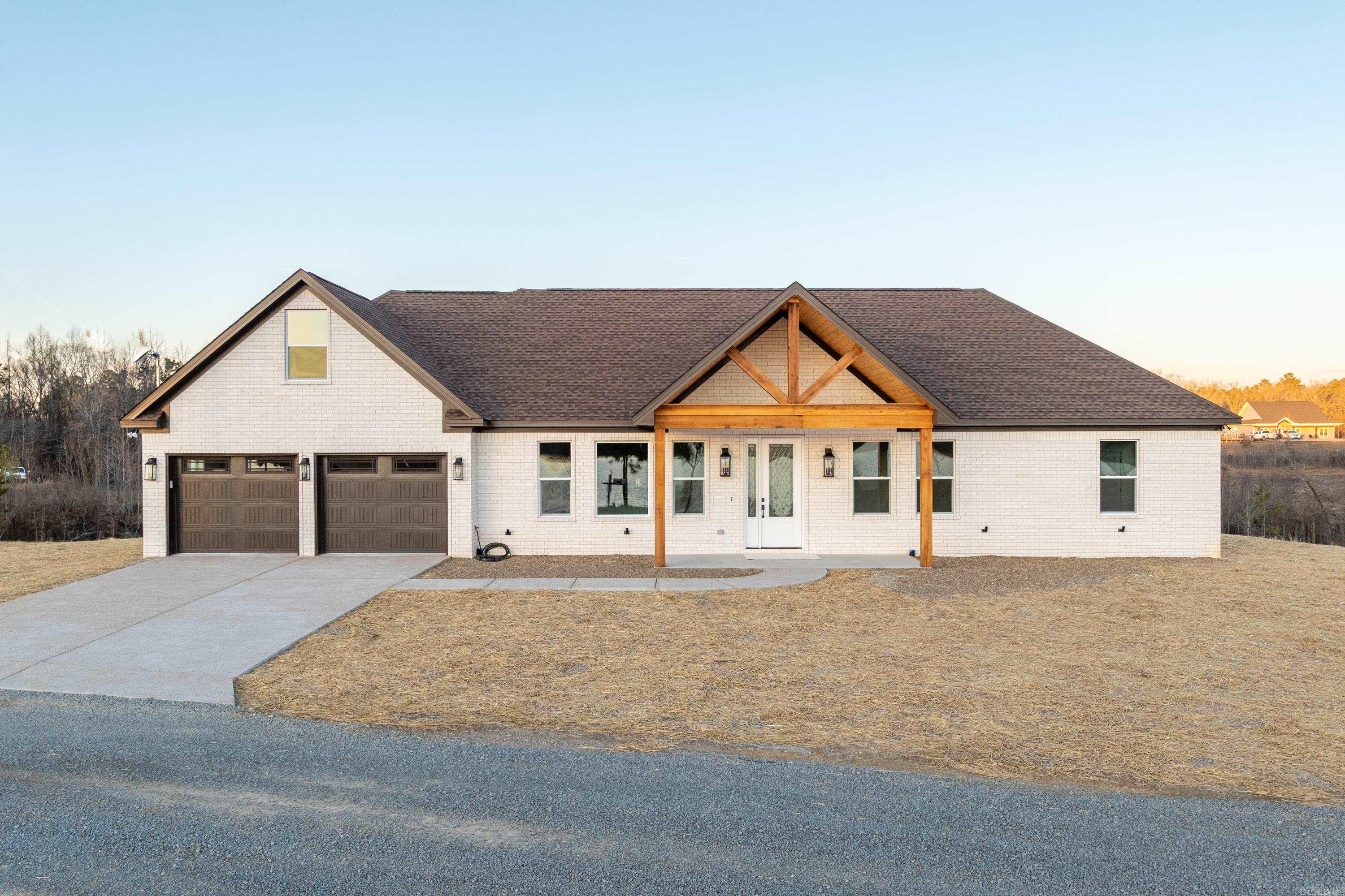 OTAZA LAKE ESTATES - Residential